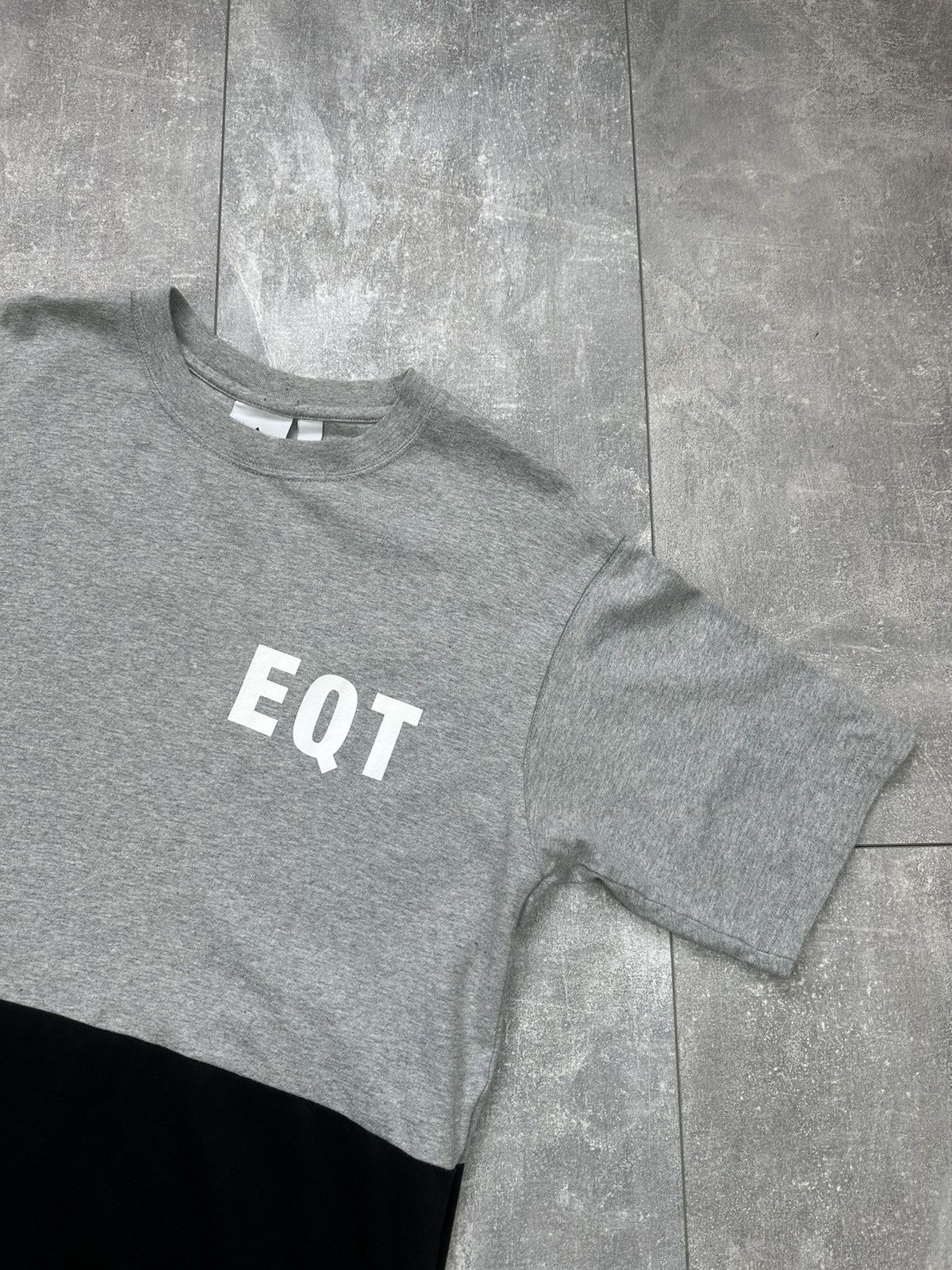Equipment Adidas Equipment 93 Vintage Grey Tee Size US M / EU 48-50 / 2 - 5 Thumbnail