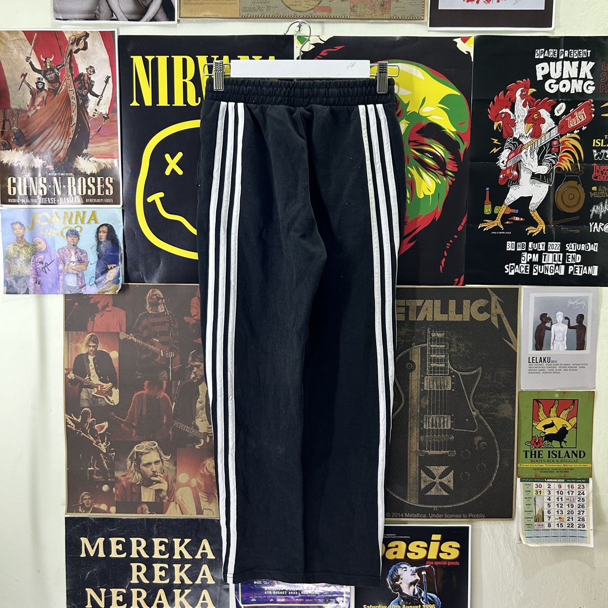 Vintage Vintage Adidas Stripe Pants Size 24" / US 00 / IT 34 - 7 Thumbnail