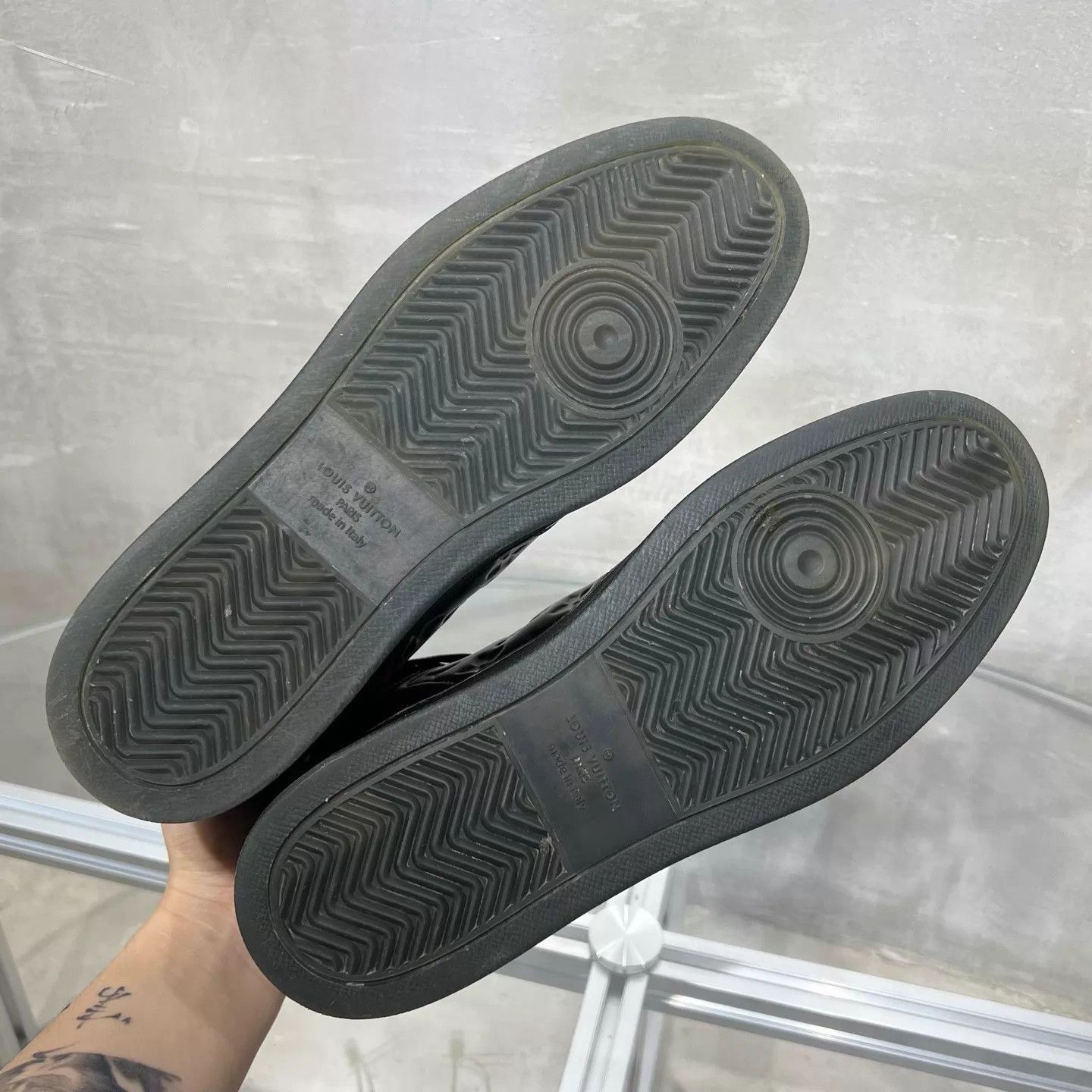 Louis Vuitton LV High-Top Embossed Monogram Sneaker Black UK9/43 Size US 10 / EU 43 - 7 Thumbnail
