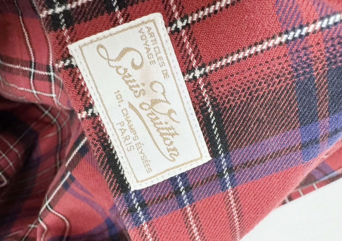 Louis Vuitton Louis Vuitton LV shirt Size M / US 6-8 / IT 42-44 - 6 Thumbnail