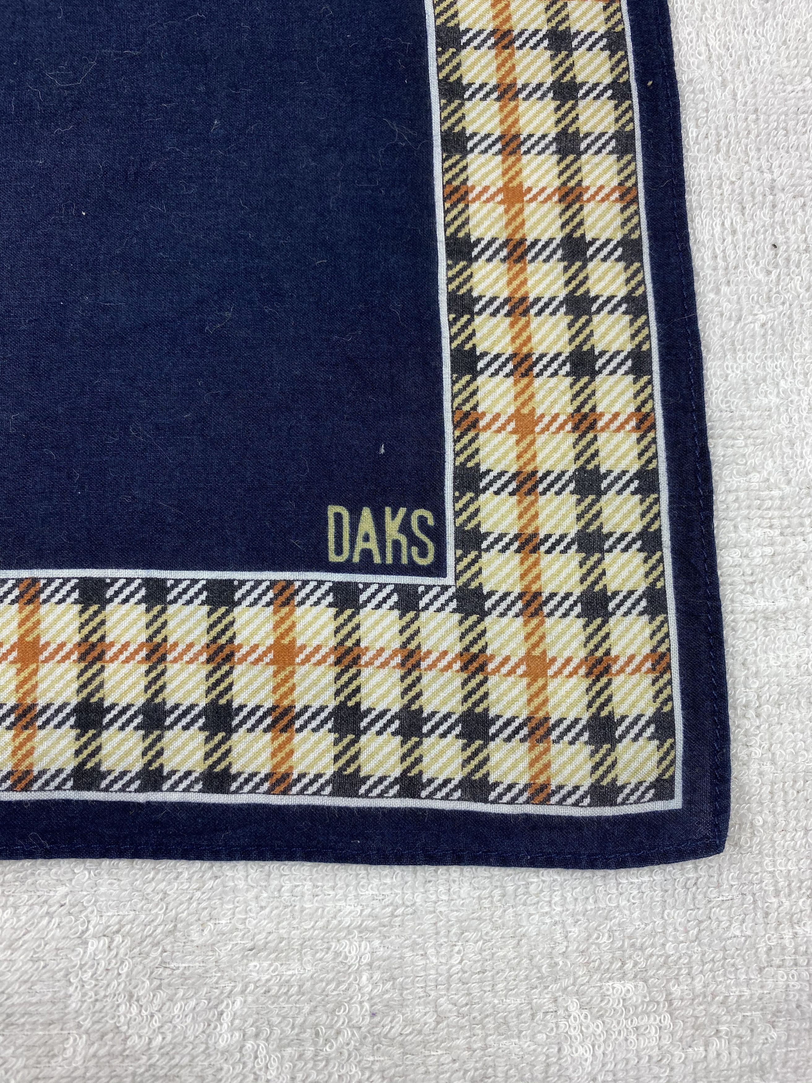DAKS Daks London Handkerchief / Bandana / Neckerchief Size ONE SIZE - 5 Thumbnail
