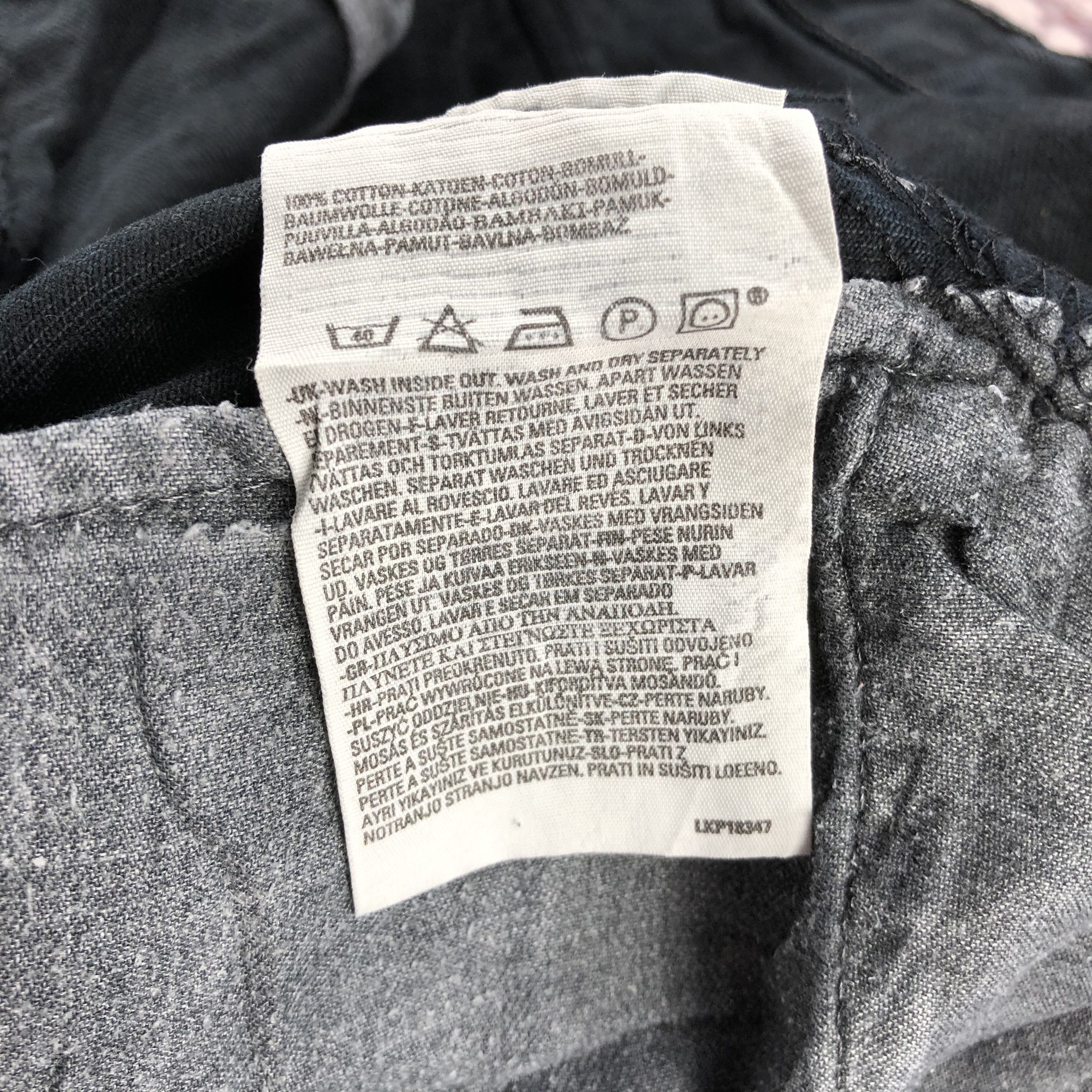 Levi's Faded Black Levis 501 Jeans-JM2924 Size US 33 - 12 Thumbnail