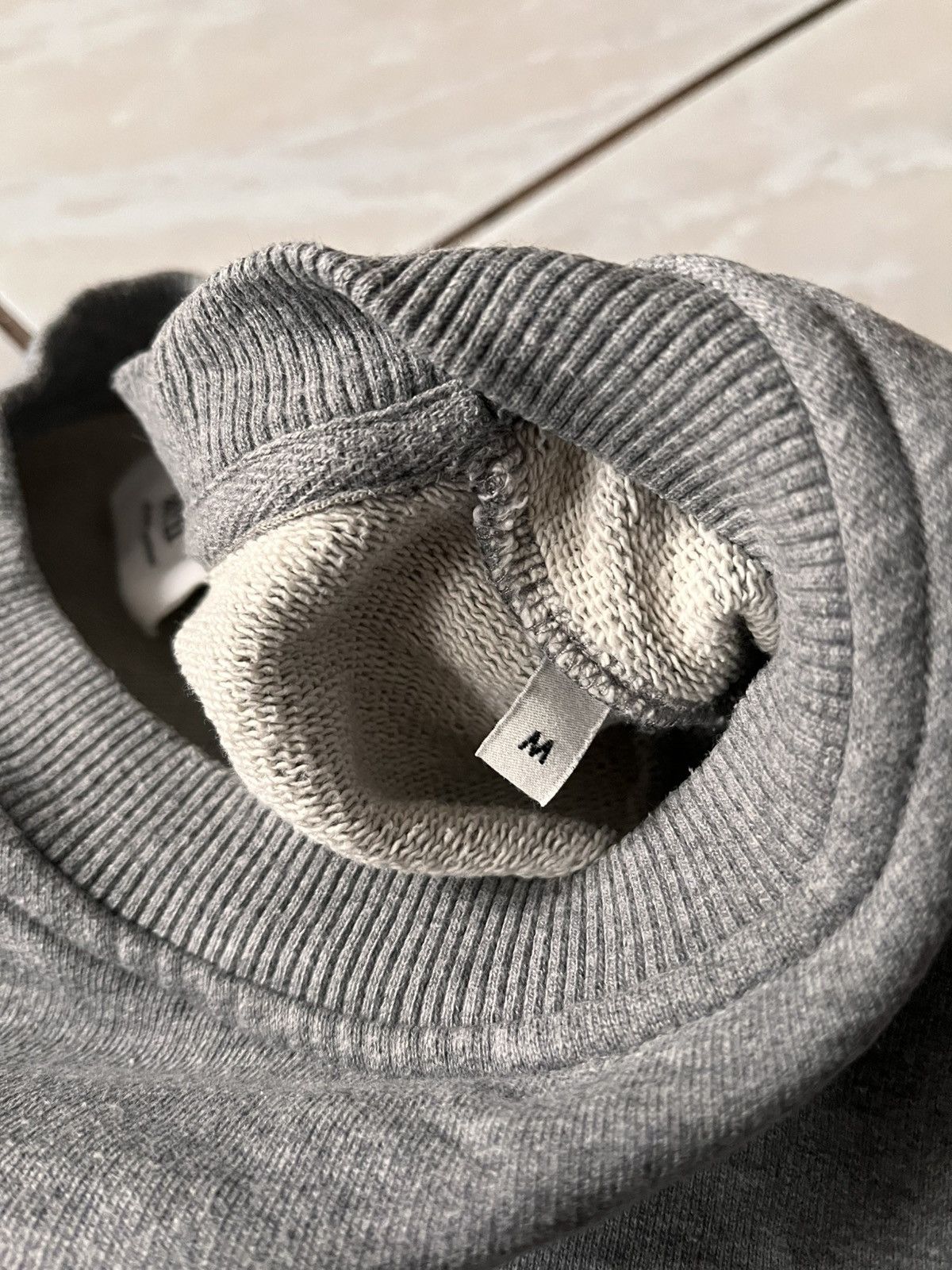 AMI Ami Sweatshirt Love Logo Embroider Classic Luxury Sweater Size US M / EU 48-50 / 2 - 4 Thumbnail