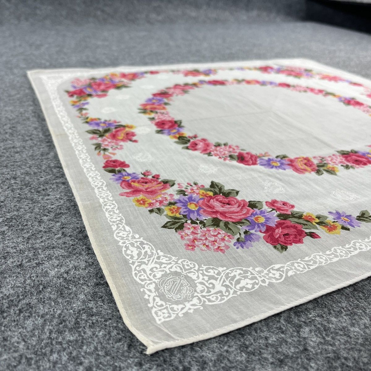 Vintage Christian Dior Handkerchief / Bandana / Neckerchief B094 Size ONE SIZE - 8 Thumbnail