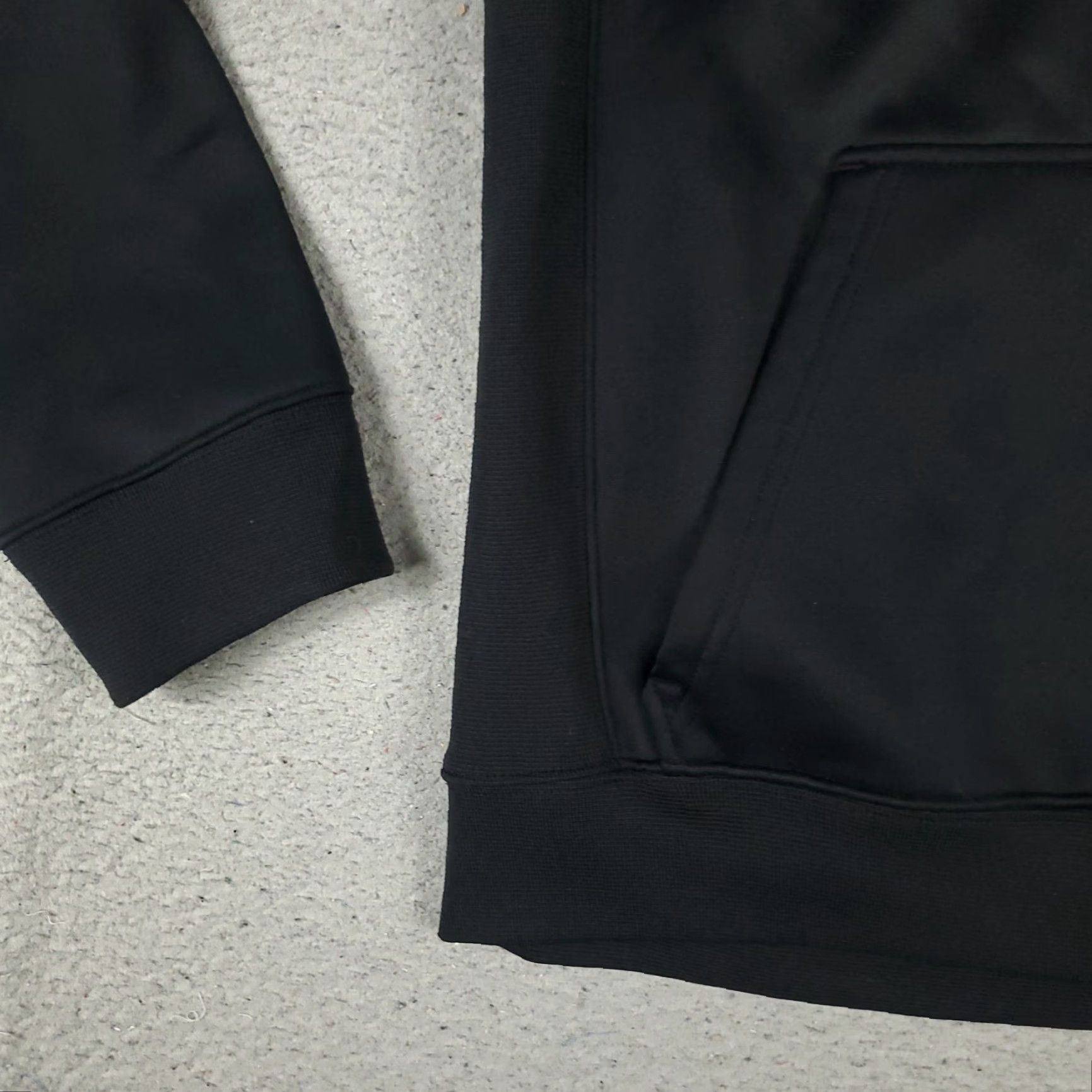 Nike Nike Hoodie Mens Small Black Pullover Thermo Fit Sweatshirt Mock Neck Hooded All Seasons Logo Pockets Winter Fall Spring Summer 90s? Size US S / EU 44-46 / 1 - 5 Thumbnail