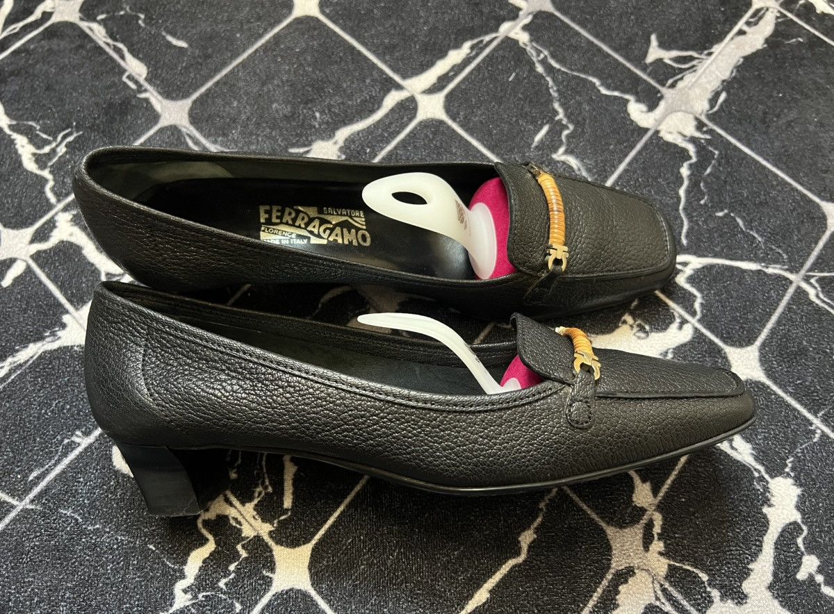 Salvatore Ferragamo Salvatore Ferragamo women heel shoes 9 size flats mules Size US 9 / IT 39 - 1 Thumbnail