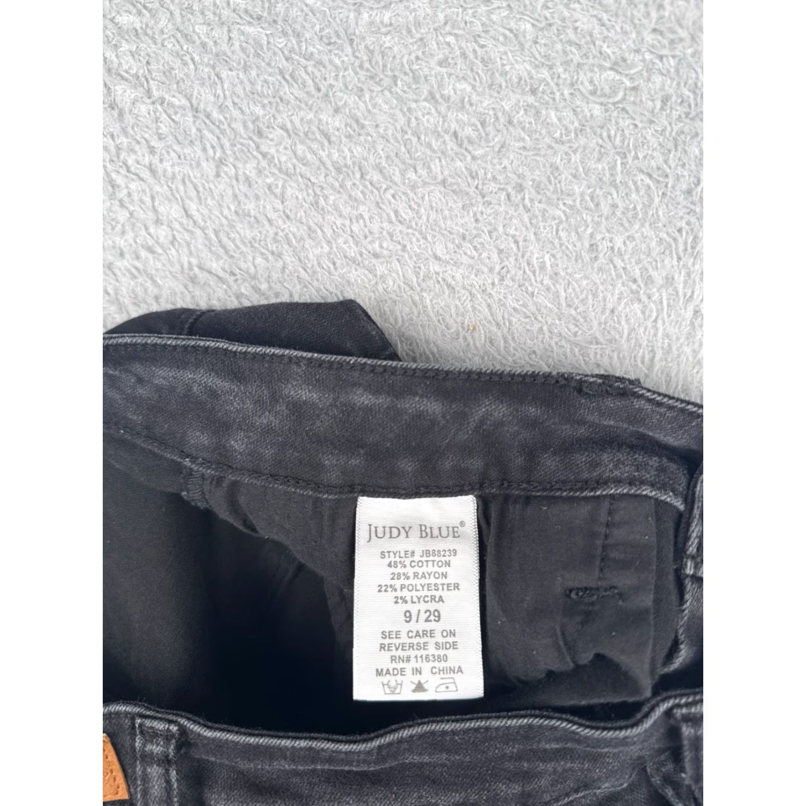 Vintage Judy Blue Jeans Capri Crop Mid Rise 30x19 Black Denim Cotton Blend 9 Juniors Size 30" / US 8 / IT 44 - 7 Thumbnail