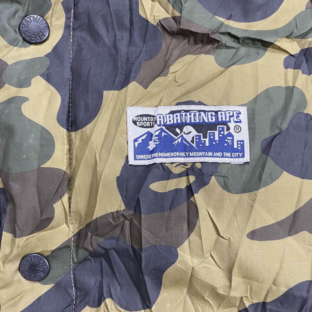 Bape 1st Bape A Bathing Ape Reversible Camo Down Vest Size US L / EU 52-54 / 3 - 7 Thumbnail