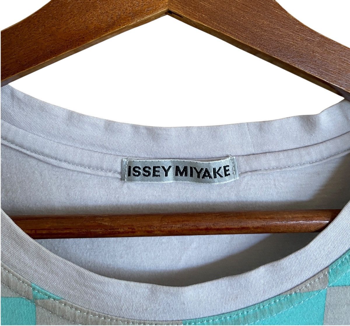 Issey Miyake Vintage Brand Issey Miyake Geometric Printed T-shirt 1990s Size US S / EU 44-46 / 1 - 8 Thumbnail