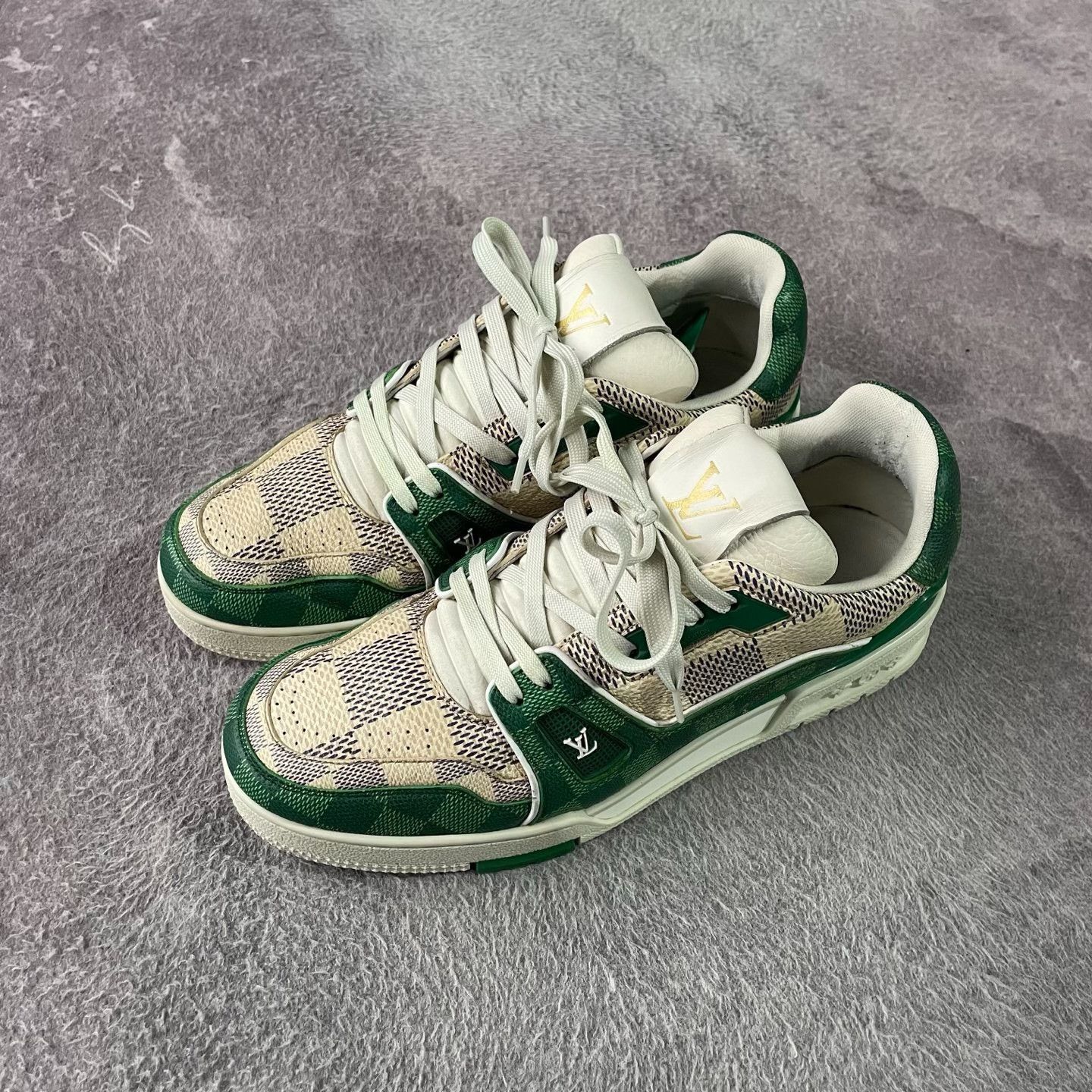Louis Vuitton Louis Vuitton Training Green Lowtop Sneakers 42 Men Size US 9 / EU 42 - 1 Thumbnail