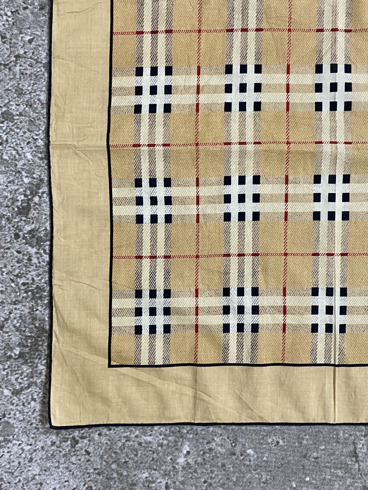 Burberry Burberrys Handkerchief / Bandana / Neckerchief Size ONE SIZE - 5 Thumbnail