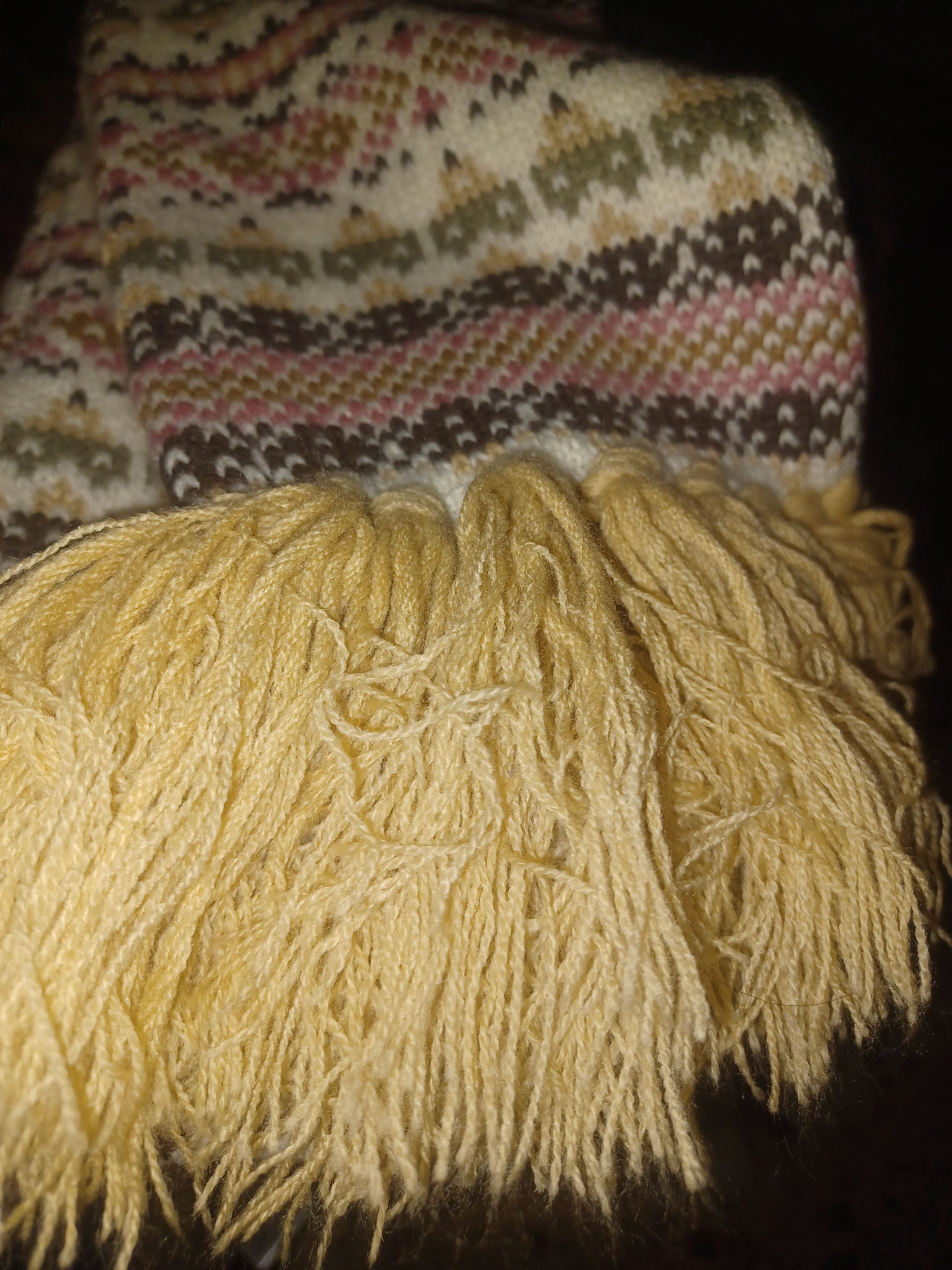 Old Navy Old Navy Winter Scarf About 6" x 70" Multicolored Size ONE SIZE - 3 Thumbnail