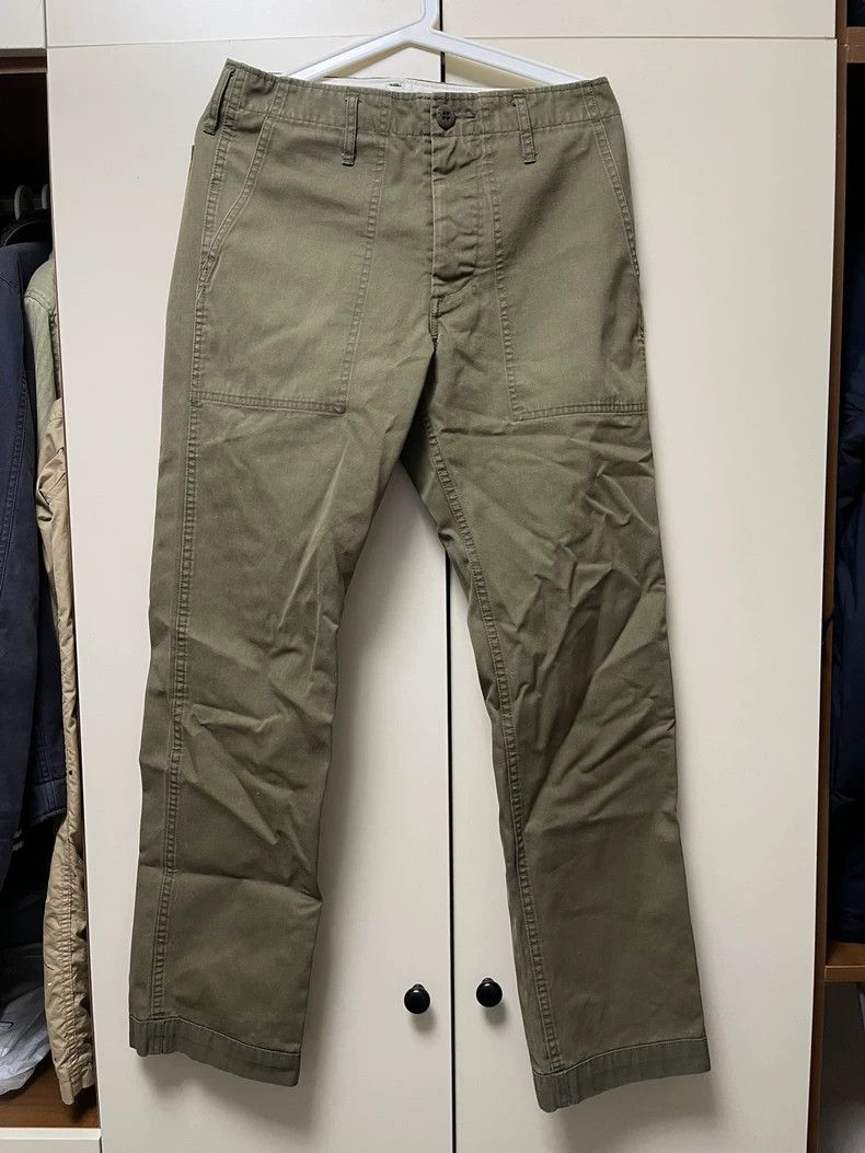 Visvim visvim size 1 18AW Olive Green pants 2505-Nextarrow Size US 28 / EU 44 - 1 Thumbnail