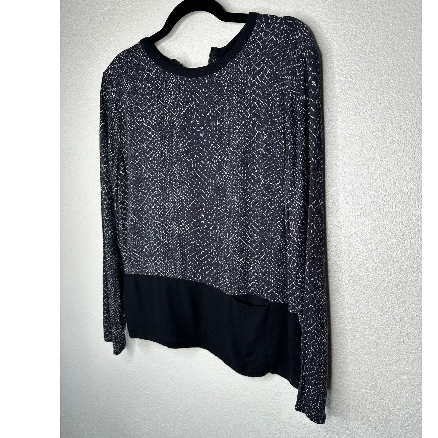Other LA Made Black Cream Snake Print Front Pocket Back Zip Top S Size S / US 4 / IT 40 - 3 Thumbnail