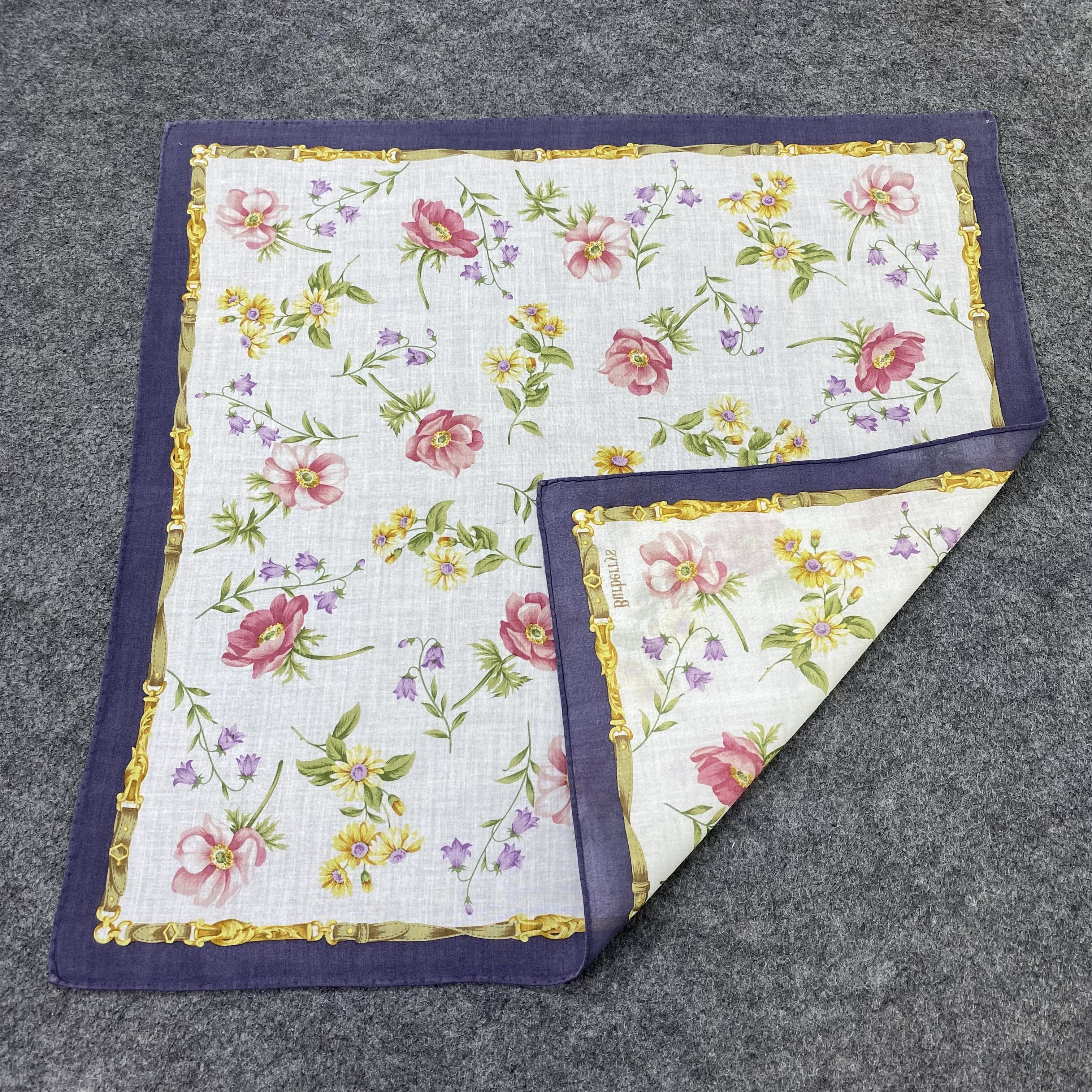 Burberry Vintage Burberrys Handkerchief / Bandana / Neckerchief-B2086 Size ONE SIZE - 5 Thumbnail