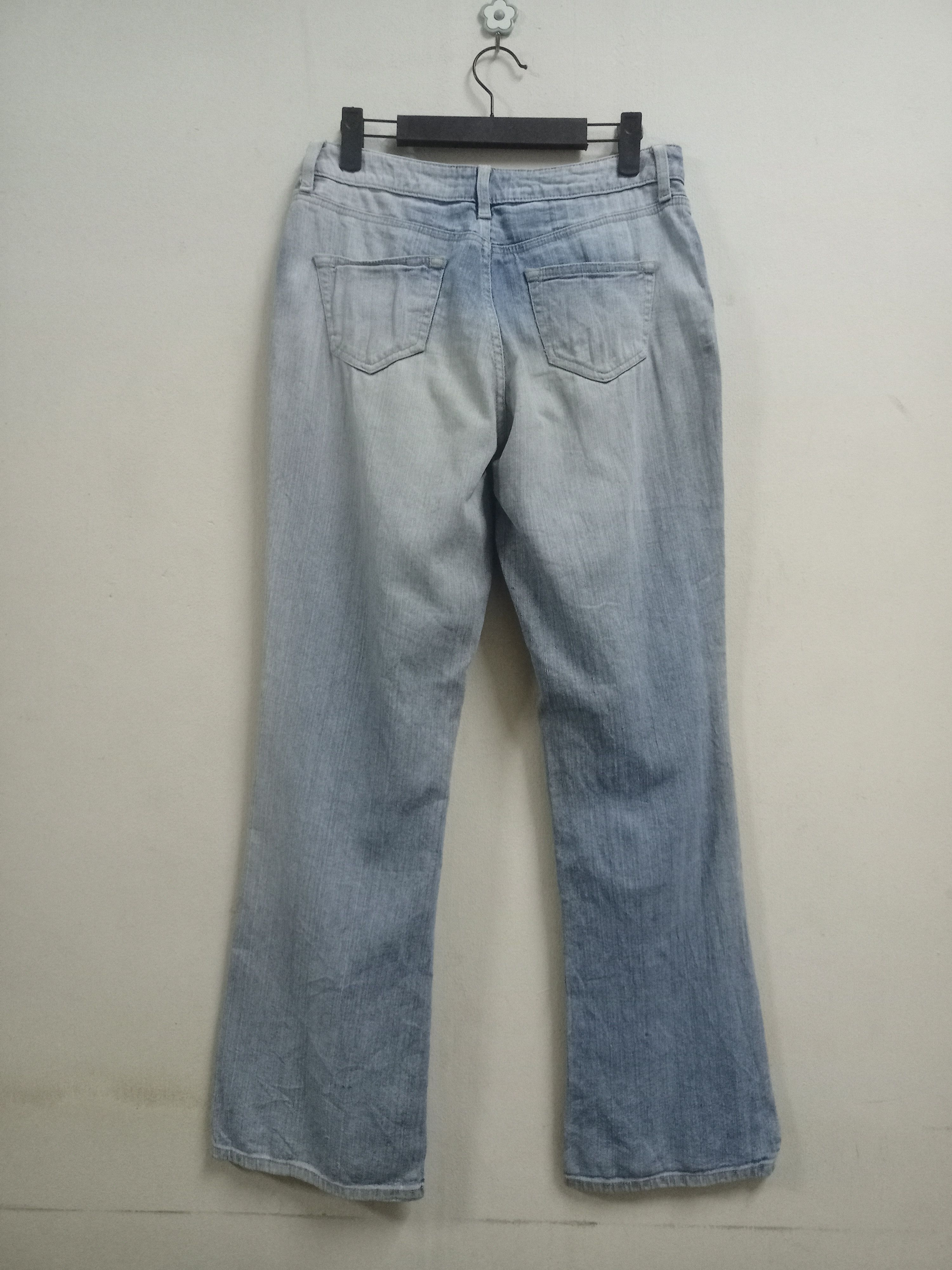 Japanese Brand SALES🔥Vintage Japanese Brand Blue Wash Flare Jeans 29x33 Size 29" - 2 Thumbnail
