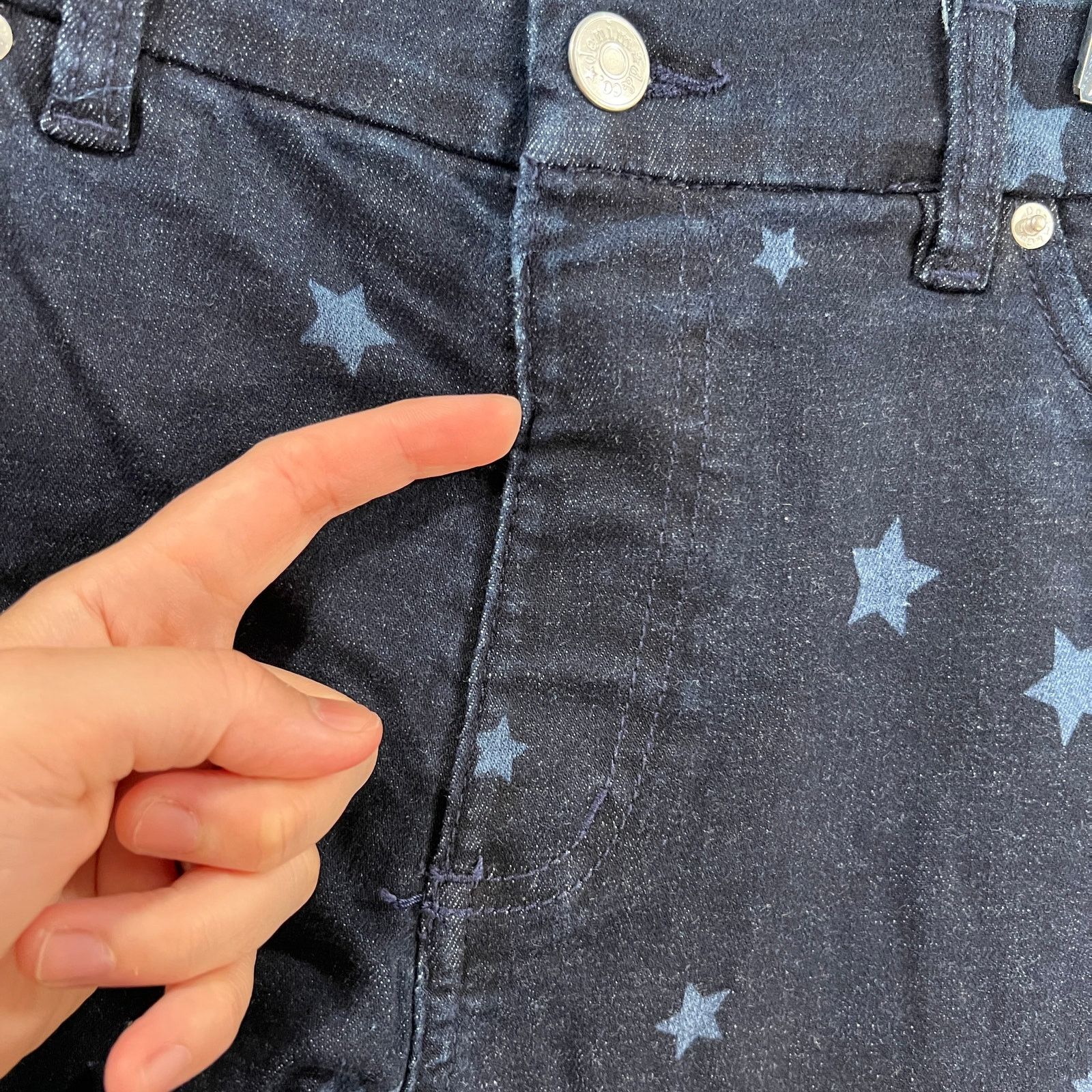 Other Denim & Co. Easy Stretch Denim Star Print Bermuda Shorts Size 34" / US 12 / IT 48 - 8 Thumbnail