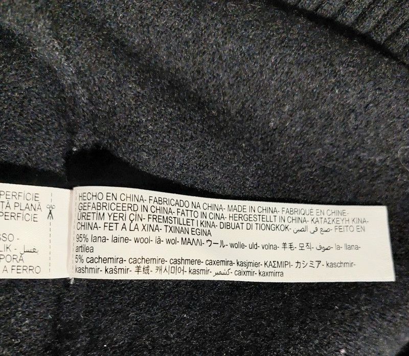 Massimo Dutti 95% wool 5% cashmere sweater turtleneck jumper black vintage Size XS / US 0-2 / IT 36-38 - 6 Thumbnail