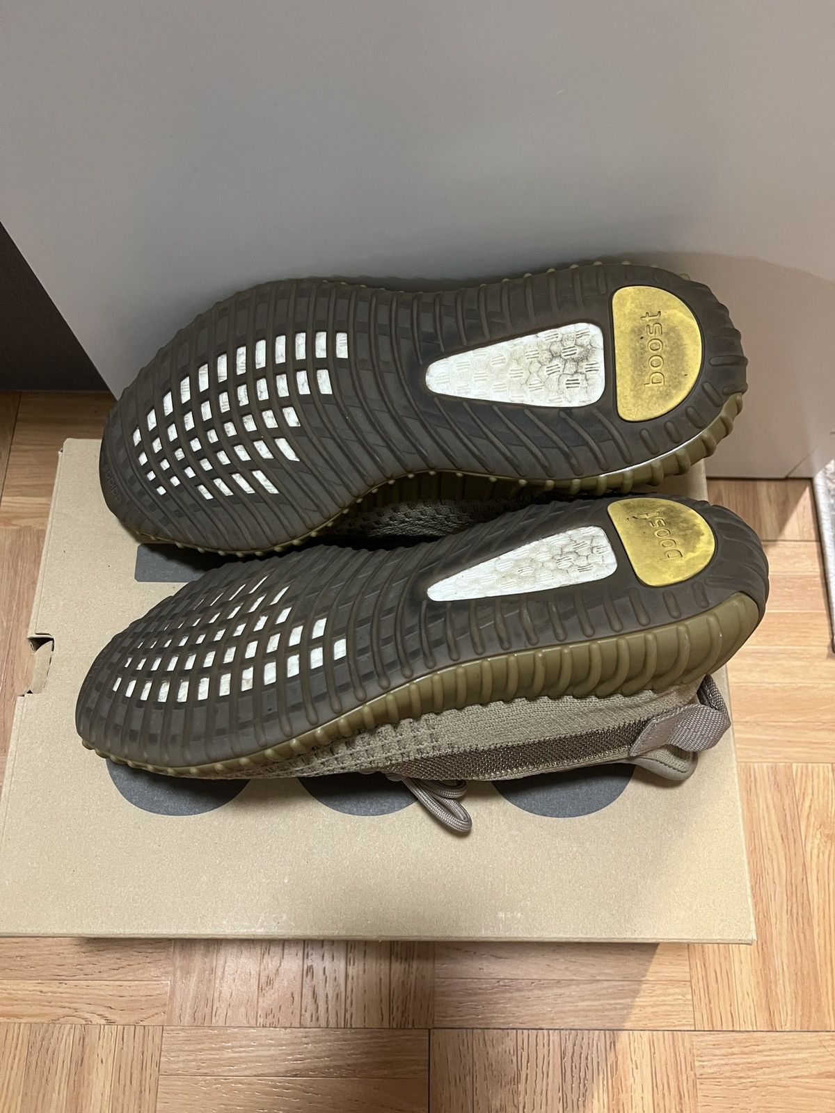 Adidas × Yeezy Adidas Yeezy 350 boost Earth sz 9.5 used Size US 9.5 / EU 42-43 - 5 Thumbnail