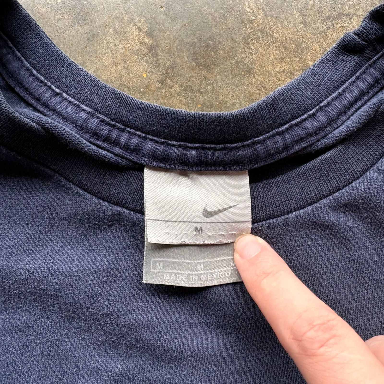 Nike Vintage Essential Y2K Nike Long Sleeve T-shirt Size US M / EU 48-50 / 2 - 3 Thumbnail