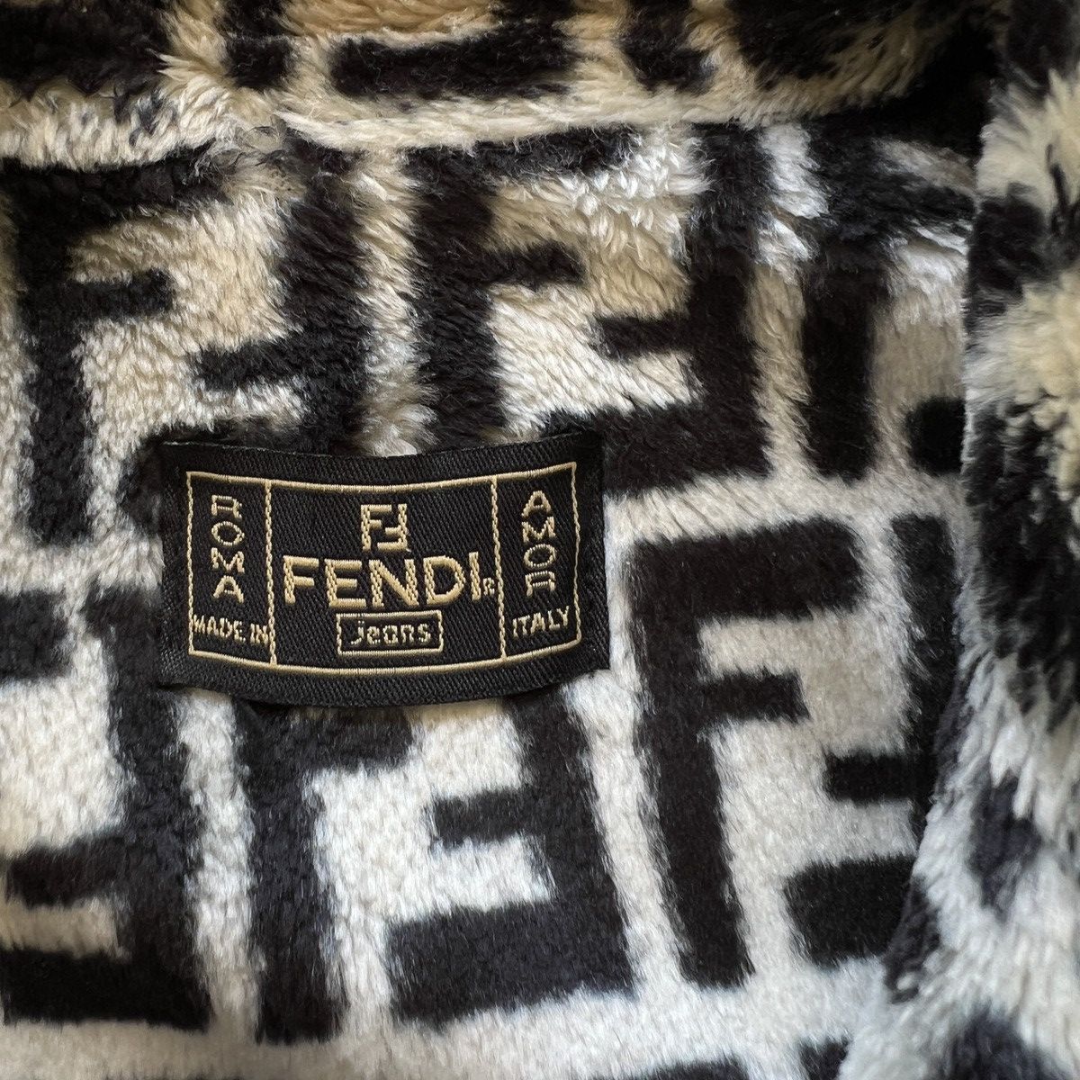 Fendi 🔥 Vintage Fendi Reversible Vest Size US M / EU 48-50 / 2 - 9 Thumbnail