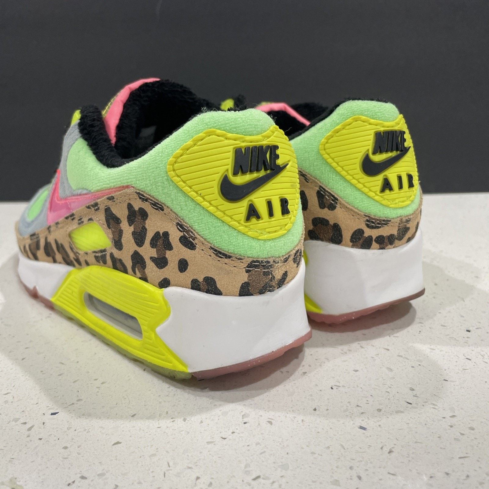 Nike Nike Air Max 90 LX Dancefloor LUX 90s Women’s 8 Pre-Owned Size US 8 / IT 38 - 3 Thumbnail