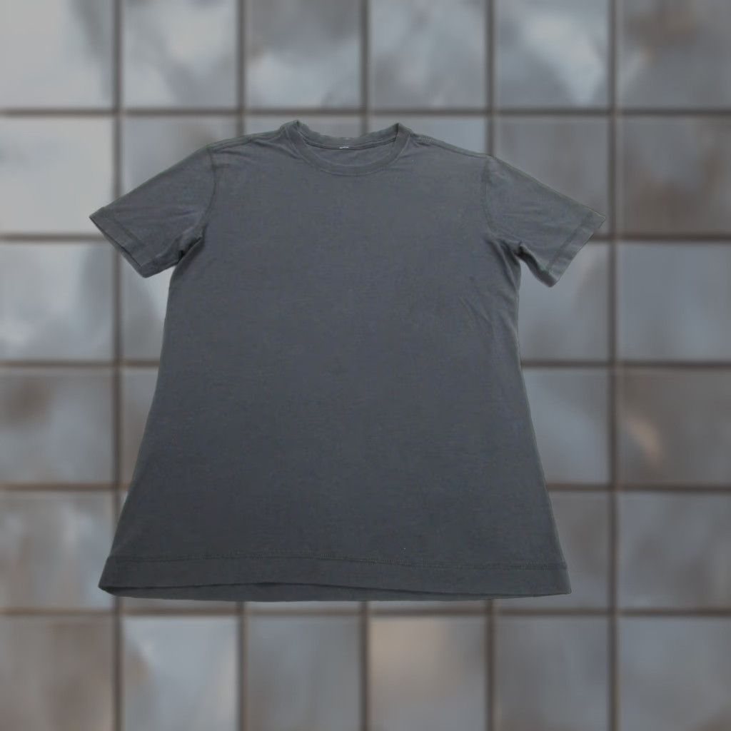Lululemon Lululemon Shirt Mens Medium Gray Short Sleeve Athletic Performance Crewneck Tee Size US M / EU 48-50 / 2 - 1 Thumbnail