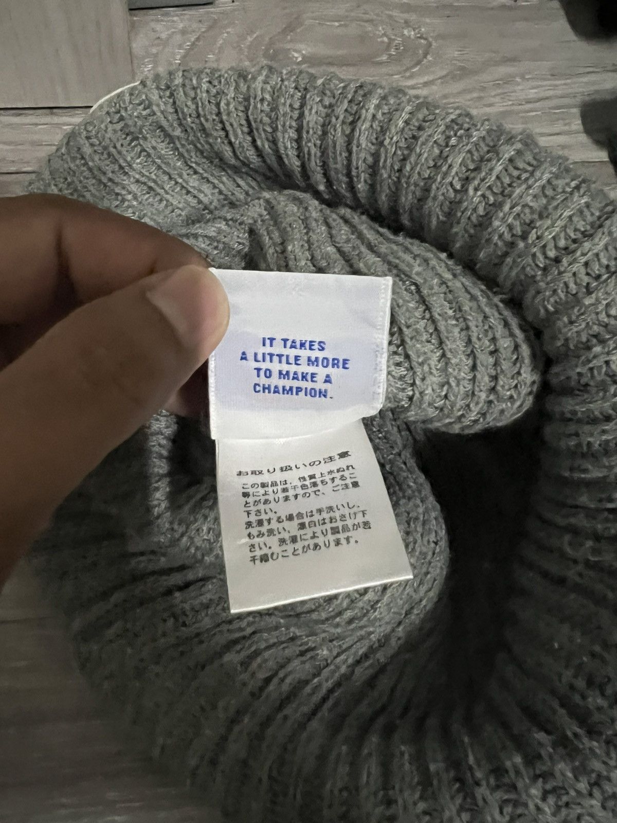 Champion Champion Small Logo Beanie Hat Size ONE SIZE - 7 Thumbnail