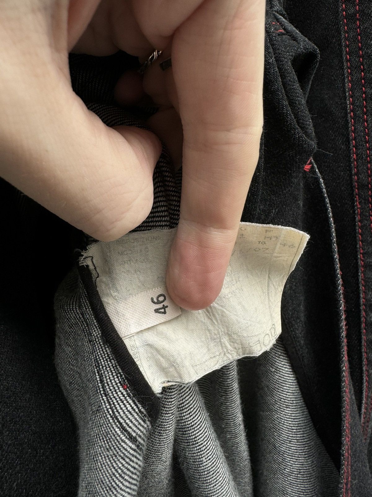 Alexander McQueen Alexander McQueen AW98 Victorian Button Tailored Denim Coat Size US S / EU 44-46 / 1 - 14 Thumbnail
