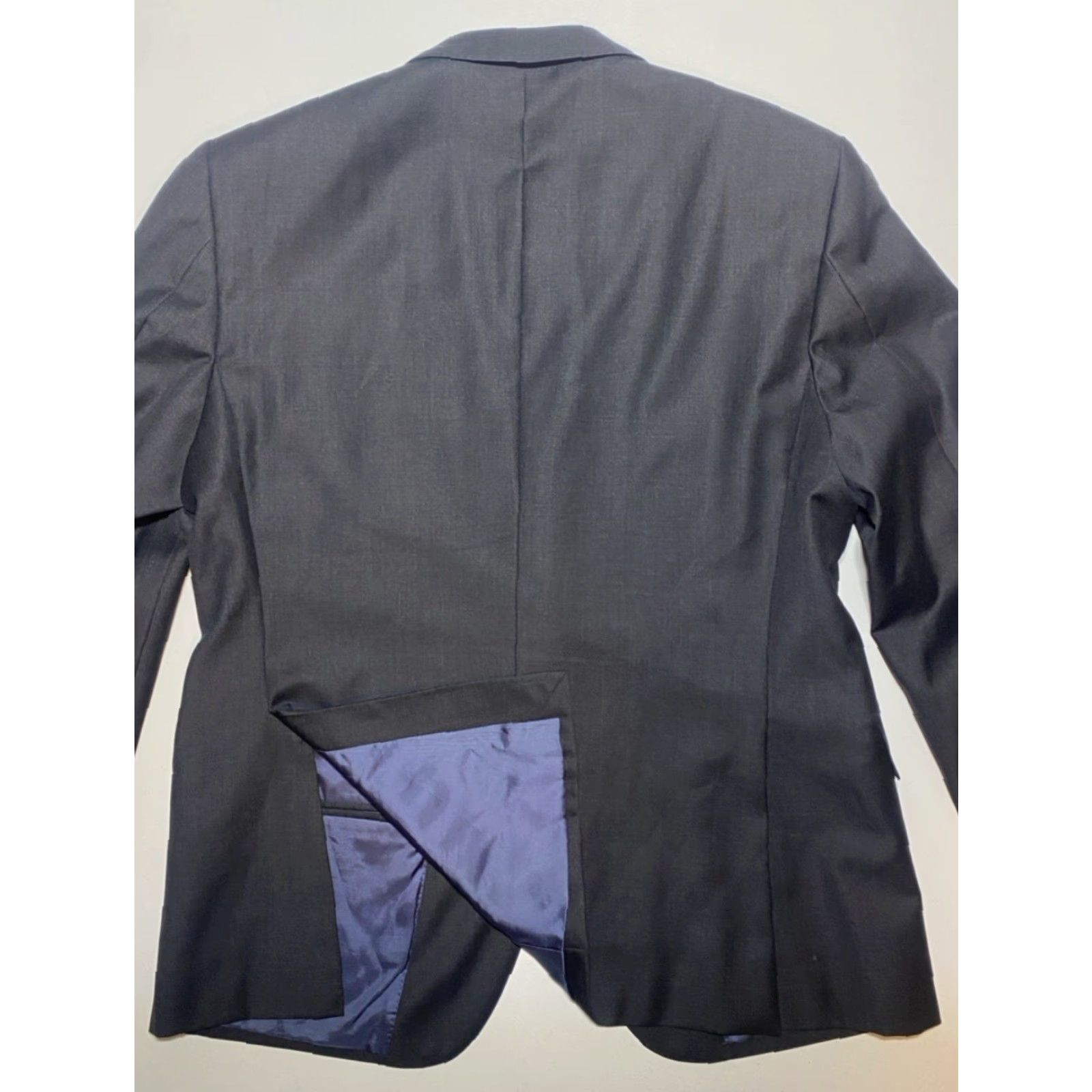 Suitsupply Suitsupply Wool Suit Jacket Perennial Vitale Barberis Canonico Italy Sz 44 Dark Gray Solid Two-Button Single-Breasted Men’s Jacket, 44 Reg Size 44R - 6 Thumbnail