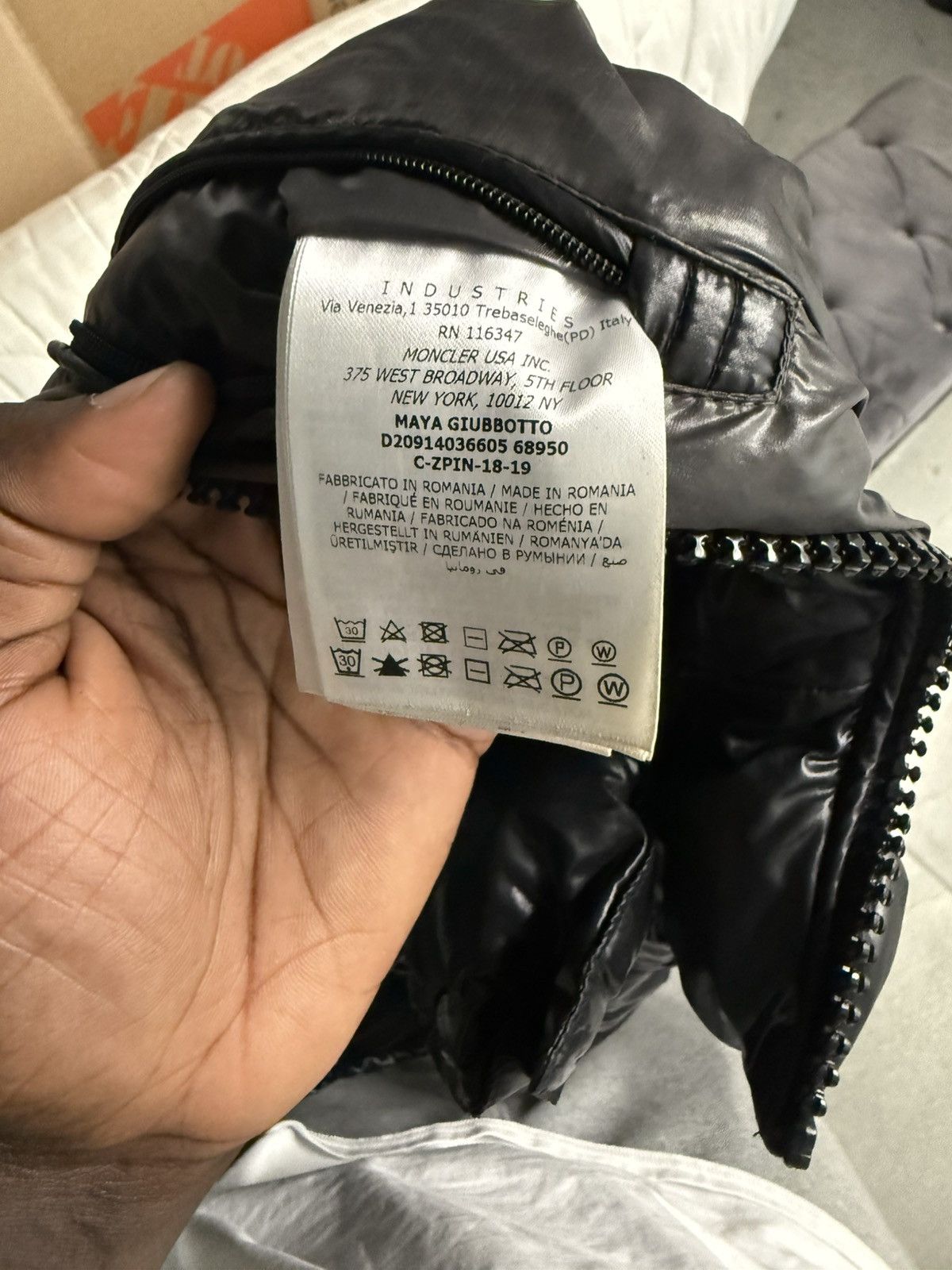 Moncler Moncler Maya Jacket Size US L / EU 52-54 / 3 - 9 Thumbnail