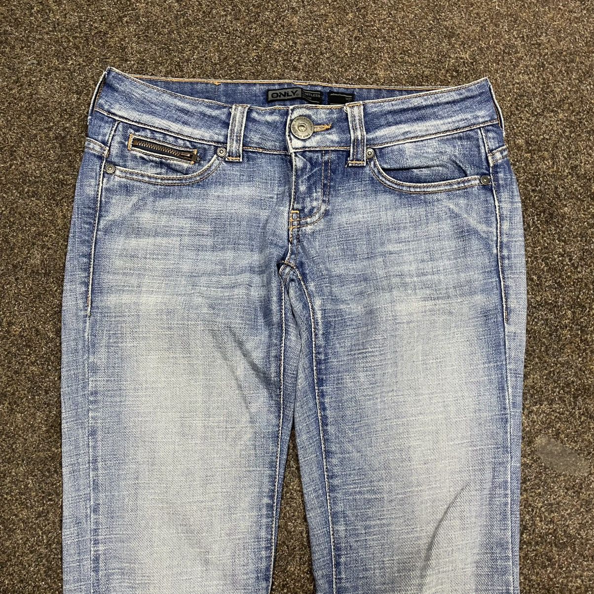 Vintage Y2K Vintage Flared Distressed Wide Leg Jeans Grunge Logo 29 Size US 29 - 4 Thumbnail