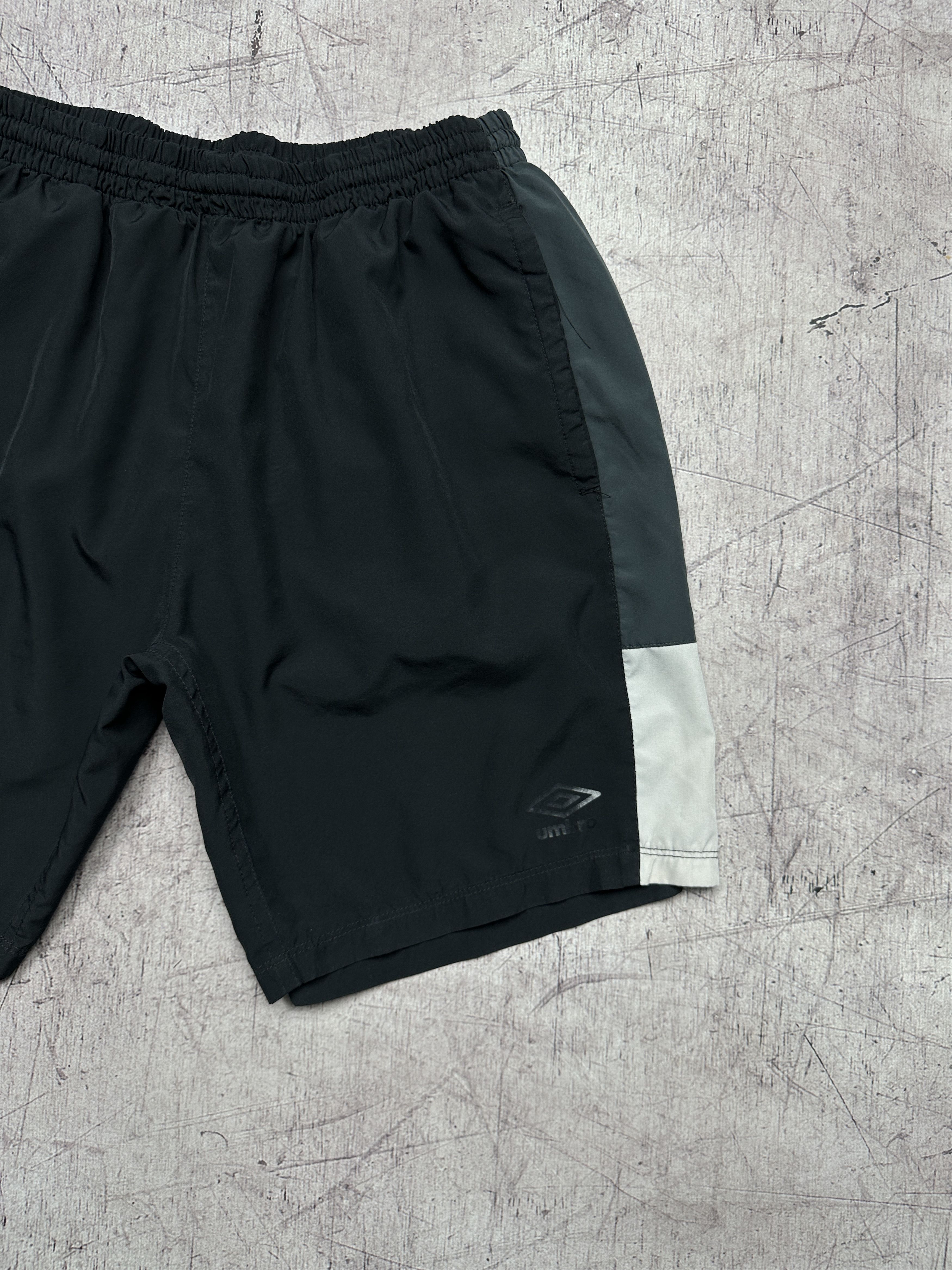 Umbro Umbro Mens Shorts Size US 36 / EU 52 - 2 Thumbnail