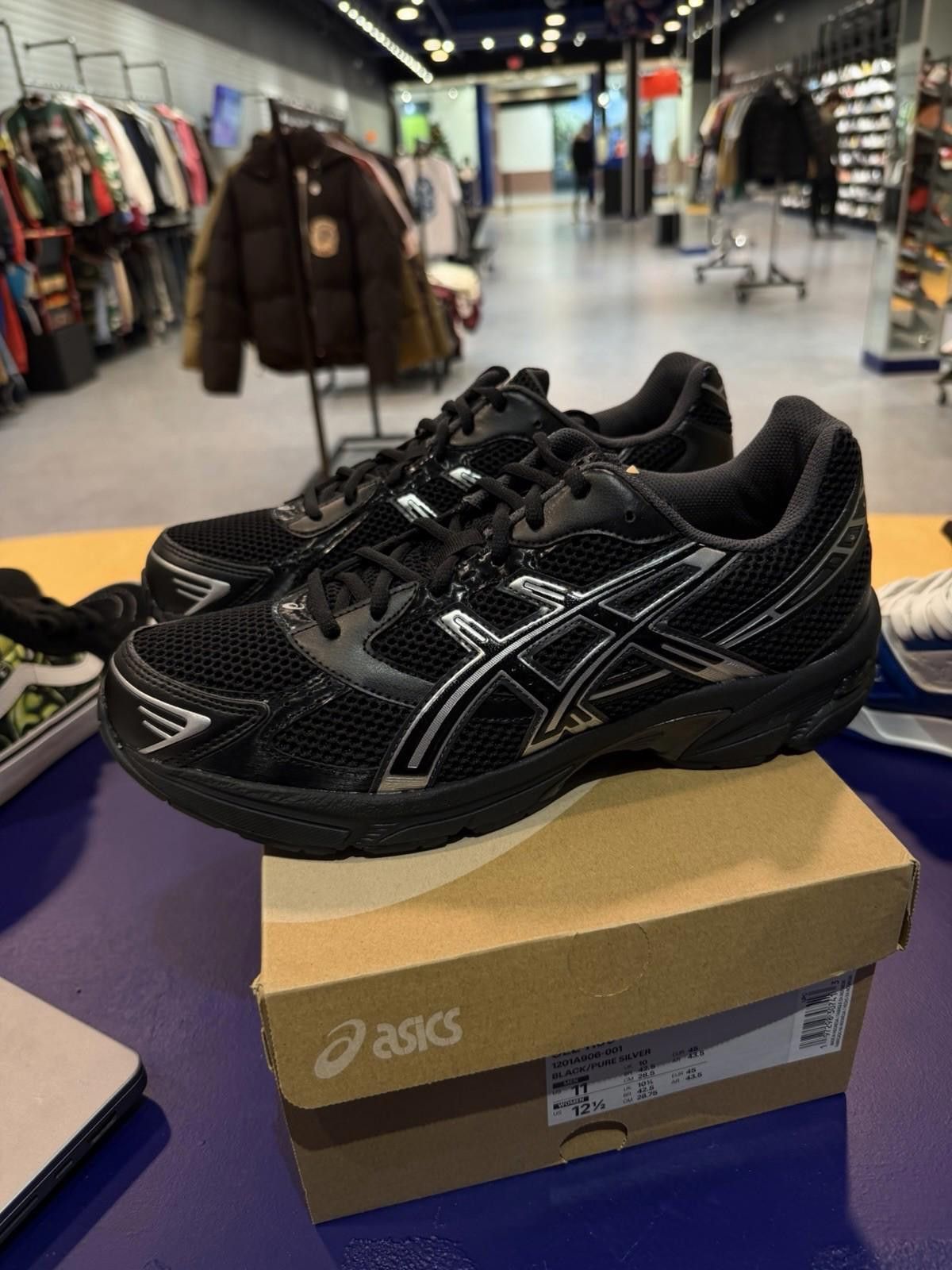 Asics ASICS Gel-1130 Black Pure Silver Men’s (11) 1201A906-001 NEW Size US 11 / EU 44 - 5 Thumbnail