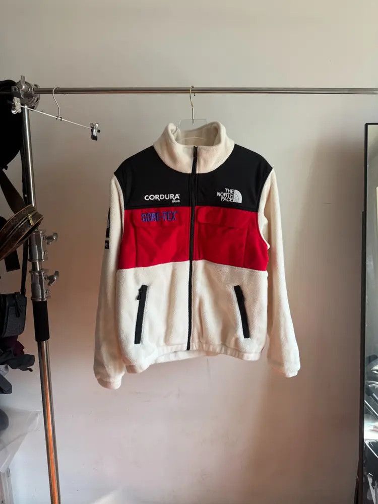 Supreme x The North Face Fllece Jacket