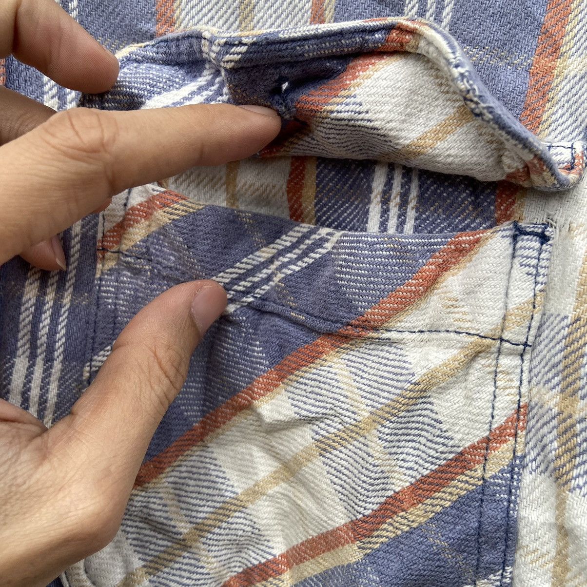 Carhartt × Vintage Vintage Carhartt Workwear Checker Shirt Size US L / EU 52-54 / 3 - 6 Thumbnail