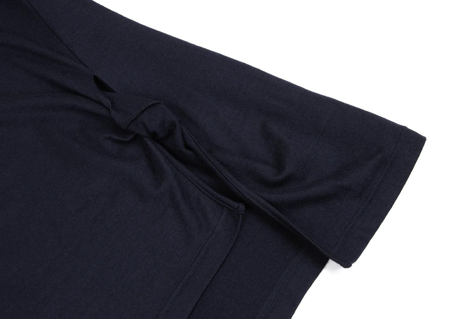 Yohji Yamamoto Twisted Design Wool Knit Top in Navy Blue Size US L / EU 52-54 / 3 - 7 Thumbnail