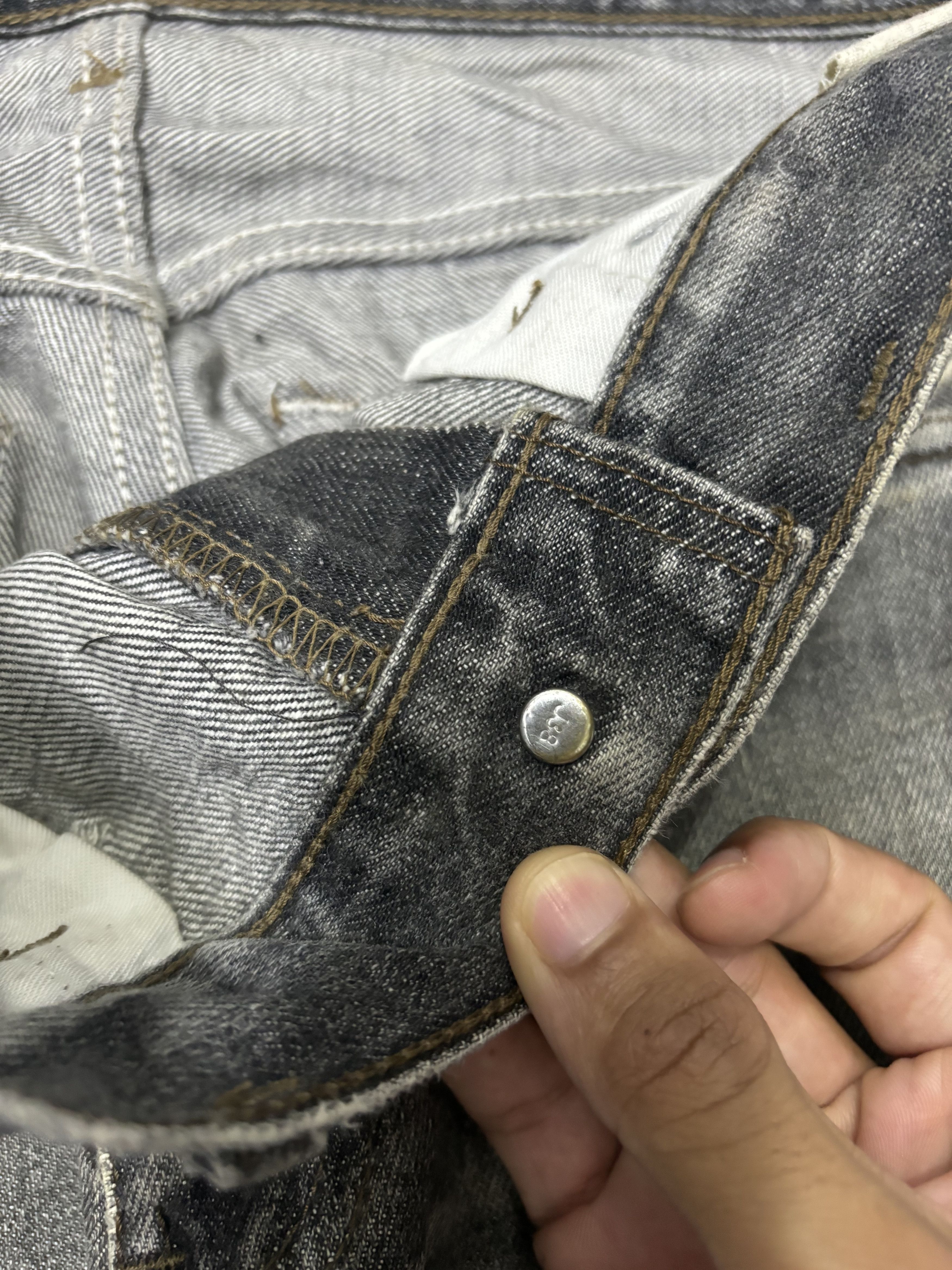 Levi's 🔥LEVIS 505 BLACK THRASH RIPS DENIM JEANS UNDERCOVER STYLE Size US 32 / EU 48 - 16 Thumbnail