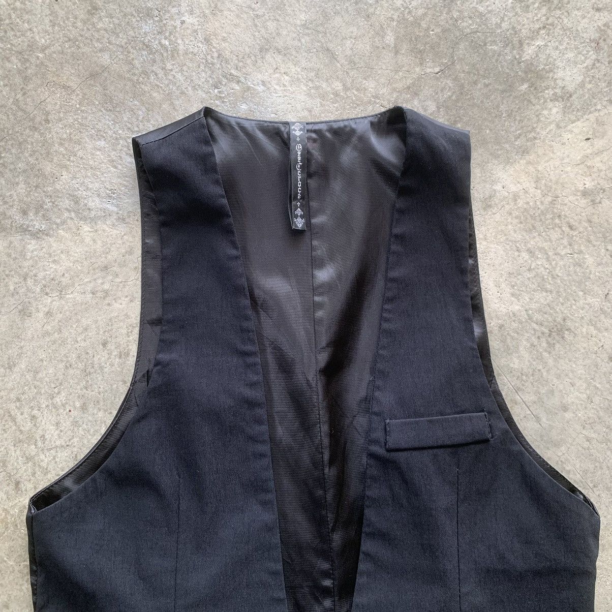 Le Grande Bleu (L.G.B.) Ozz Ccroce Gothic Vampire Vest Size US S / EU 44-46 / 1 - 4 Thumbnail