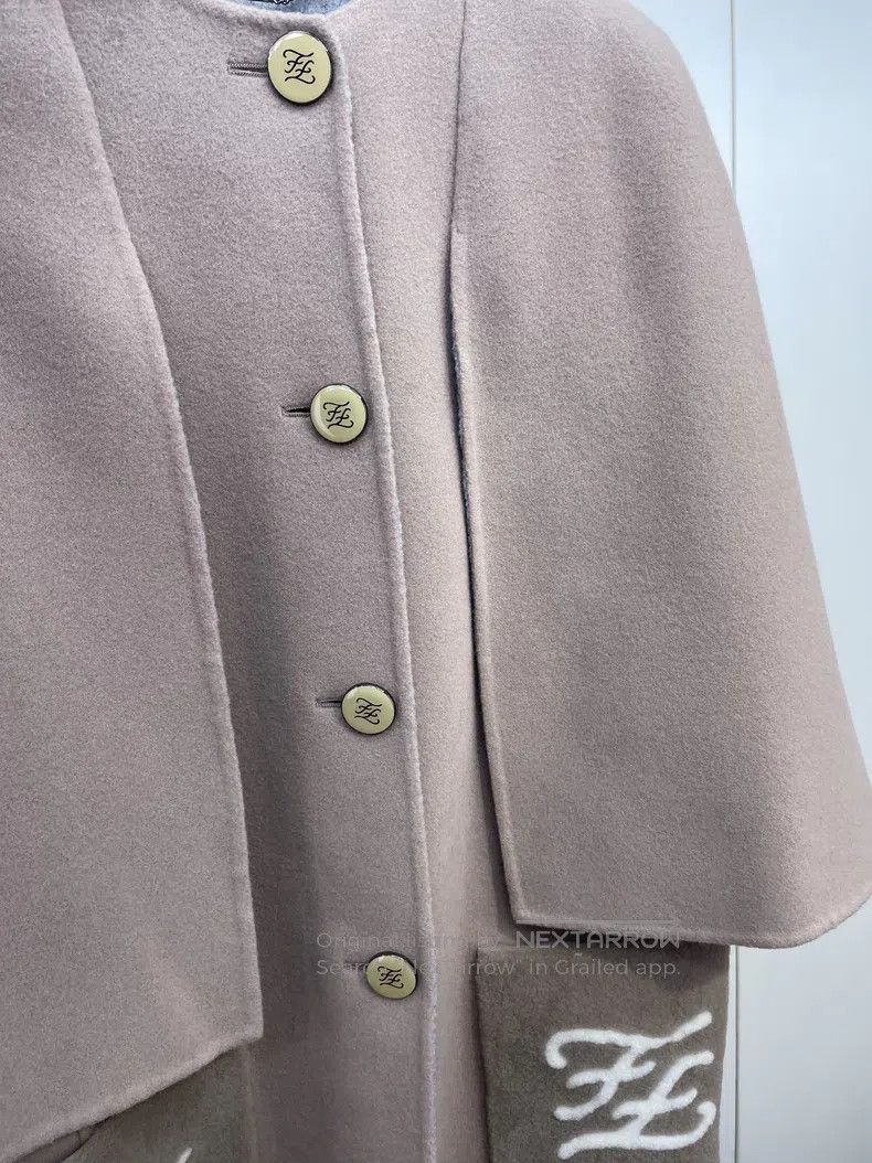 Fendi Fendi Fur Pockets Cloak Coat Size XS / US 0-2 / IT 36-38 - 5 Thumbnail