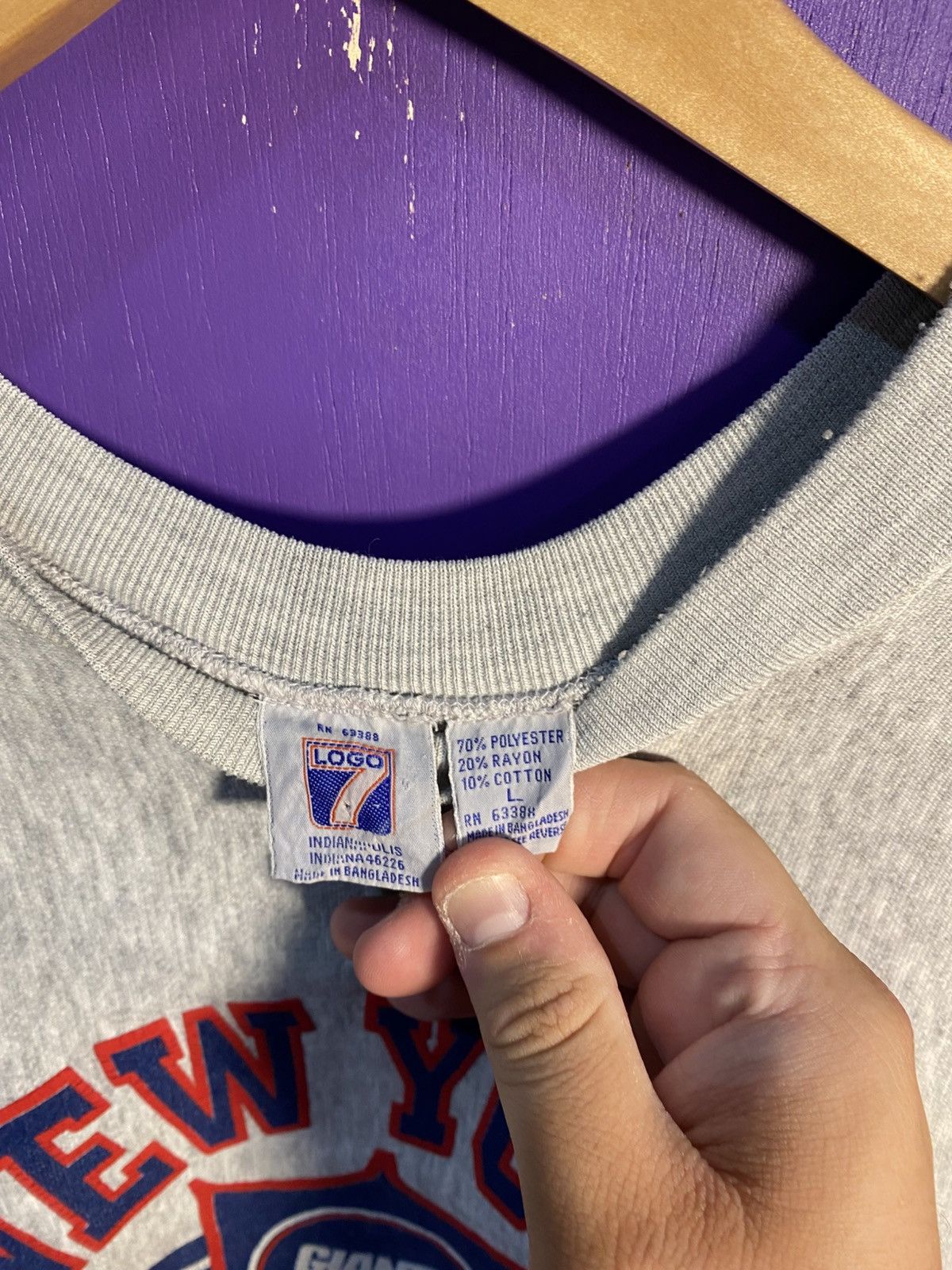 Logo 7 Vintage 90s Logo 7 New york giants logo crewneck Size US L / EU 52-54 / 3 - 4 Thumbnail