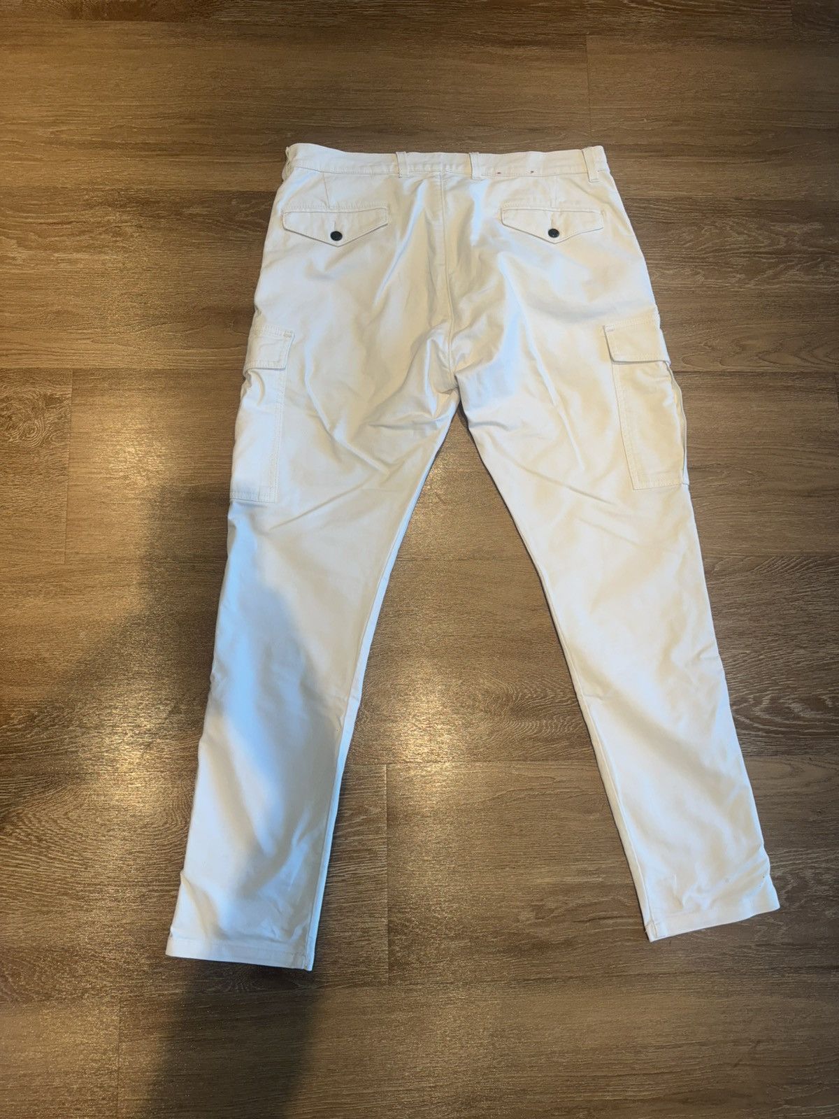 Eleventy Eleventy Cream Tapered Cargo Pants Size US 33 - 8 Thumbnail