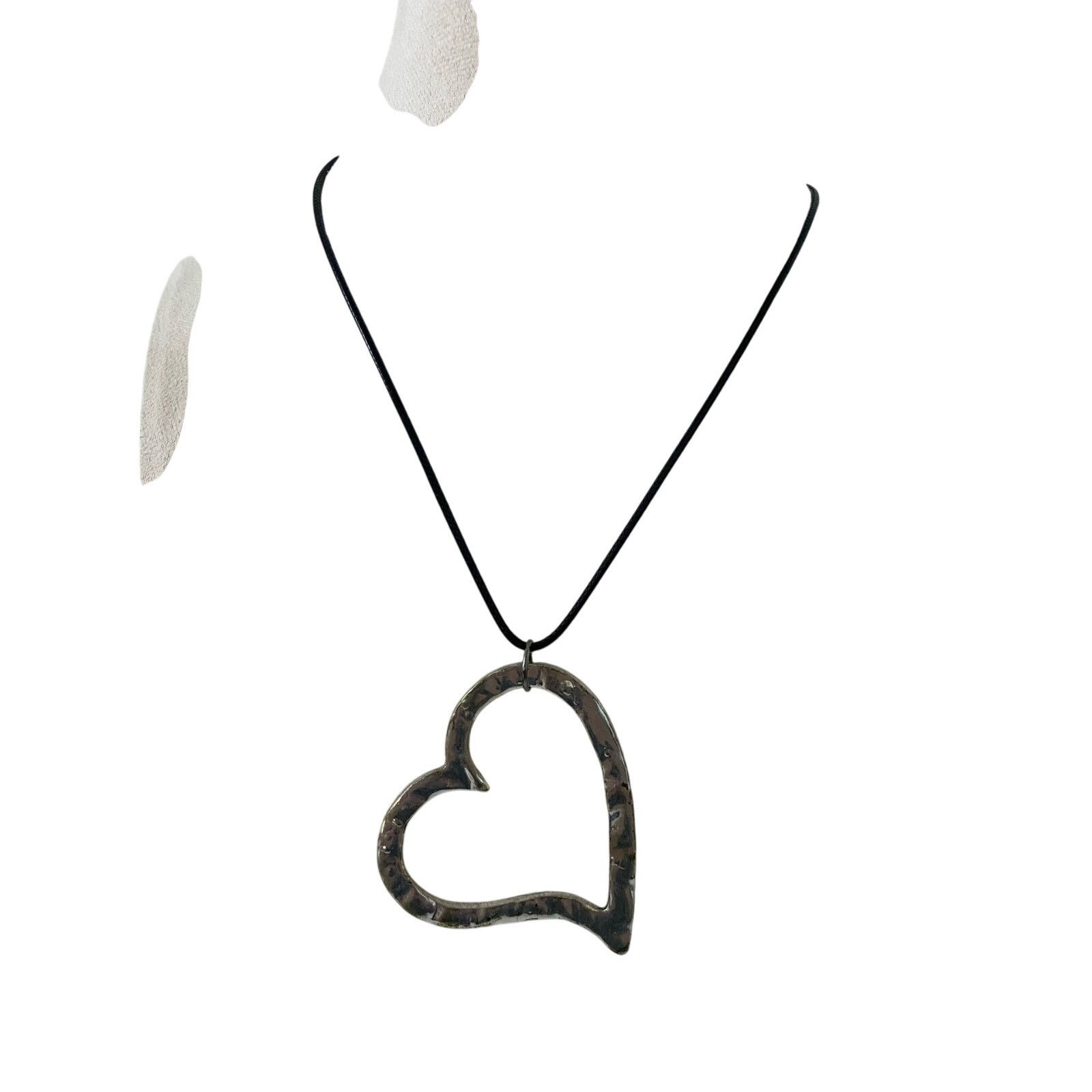 Handmade metal heart necklace Size ONE SIZE - 1 Thumbnail