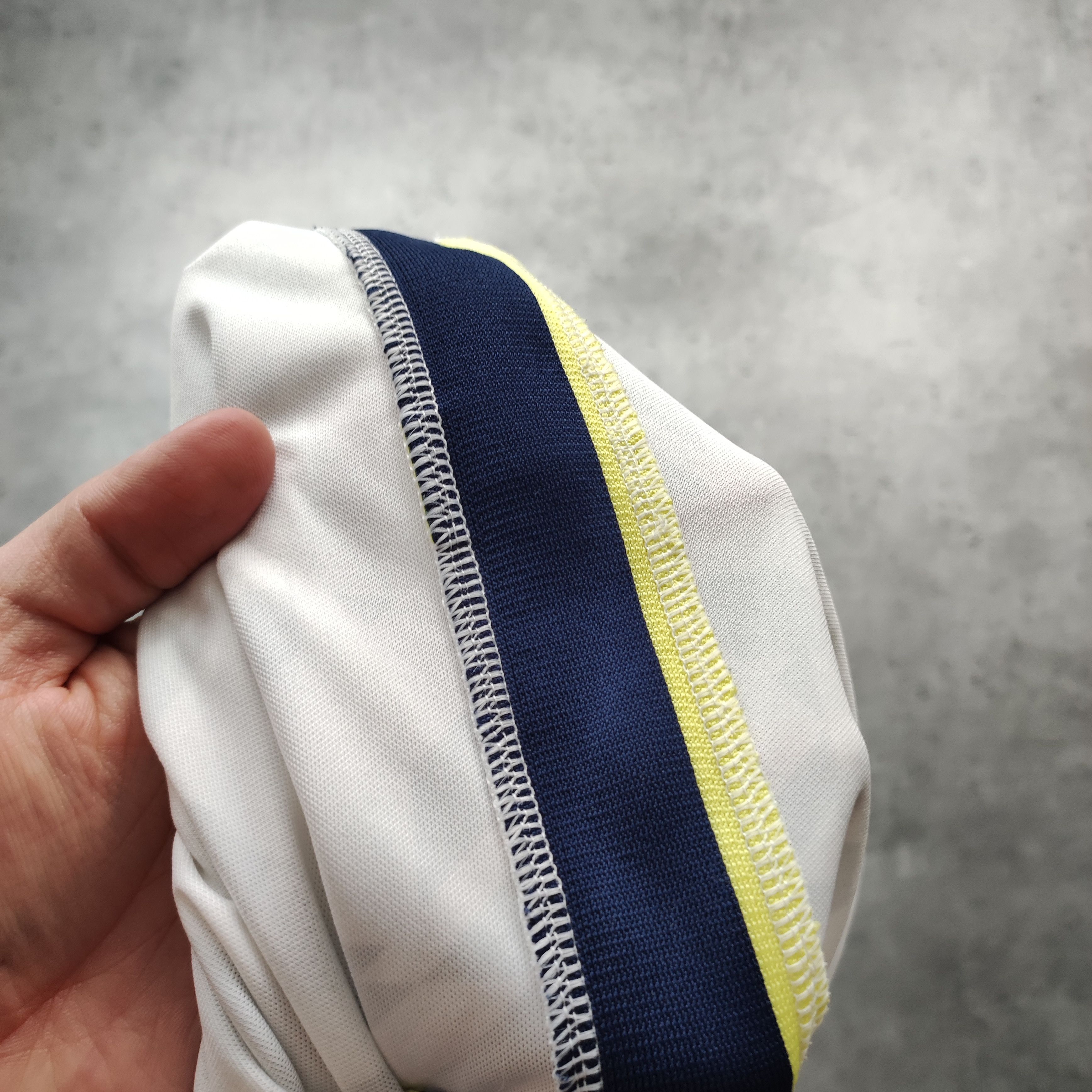 Nike Rare Tottenham London 2021 Nike Home Football Jersey Size US S / EU 44-46 / 1 - 8 Thumbnail