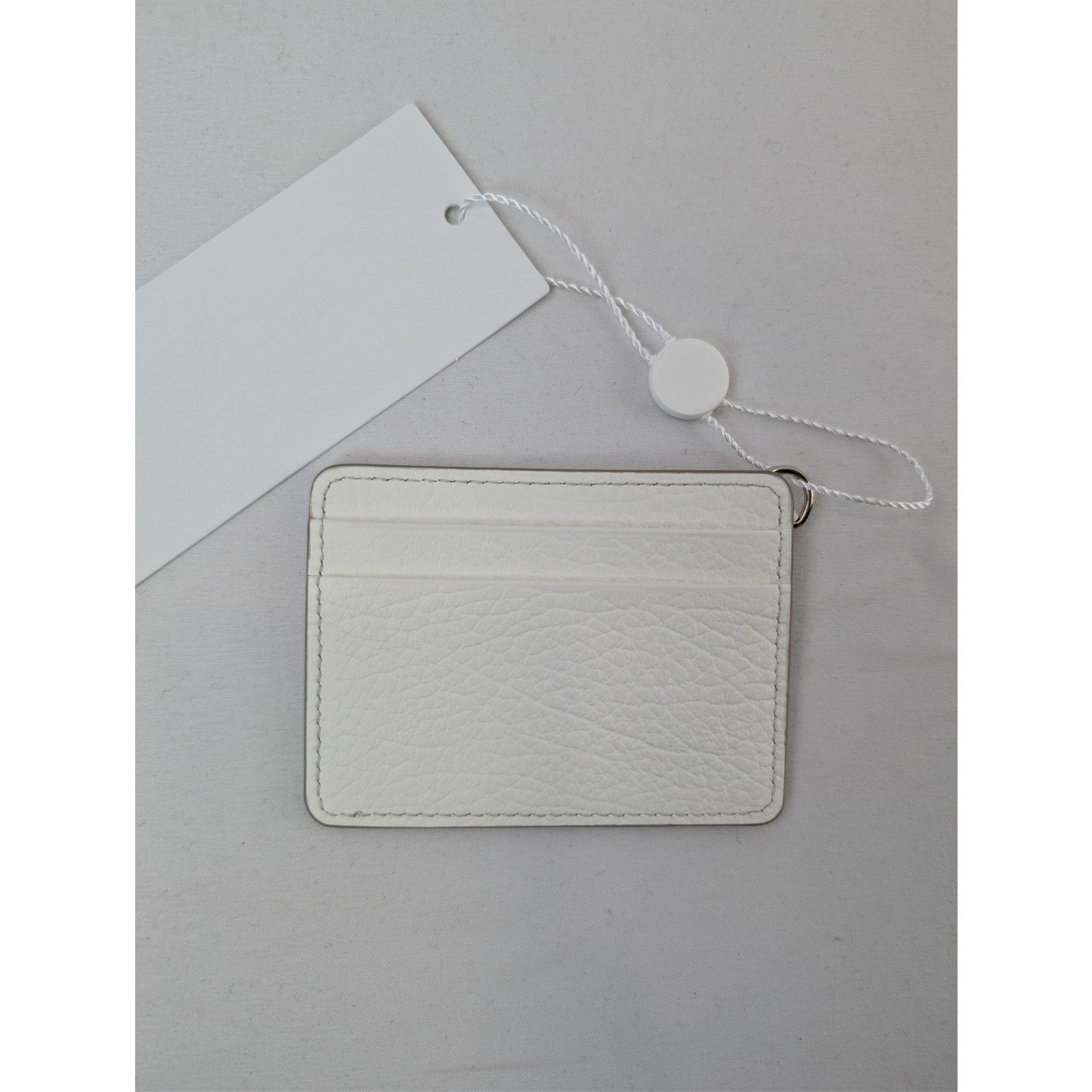 Maison Margiela o1rshd1 Size: OS/ Four Stitch Leather Card Holder in White Size ONE SIZE - 3 Thumbnail