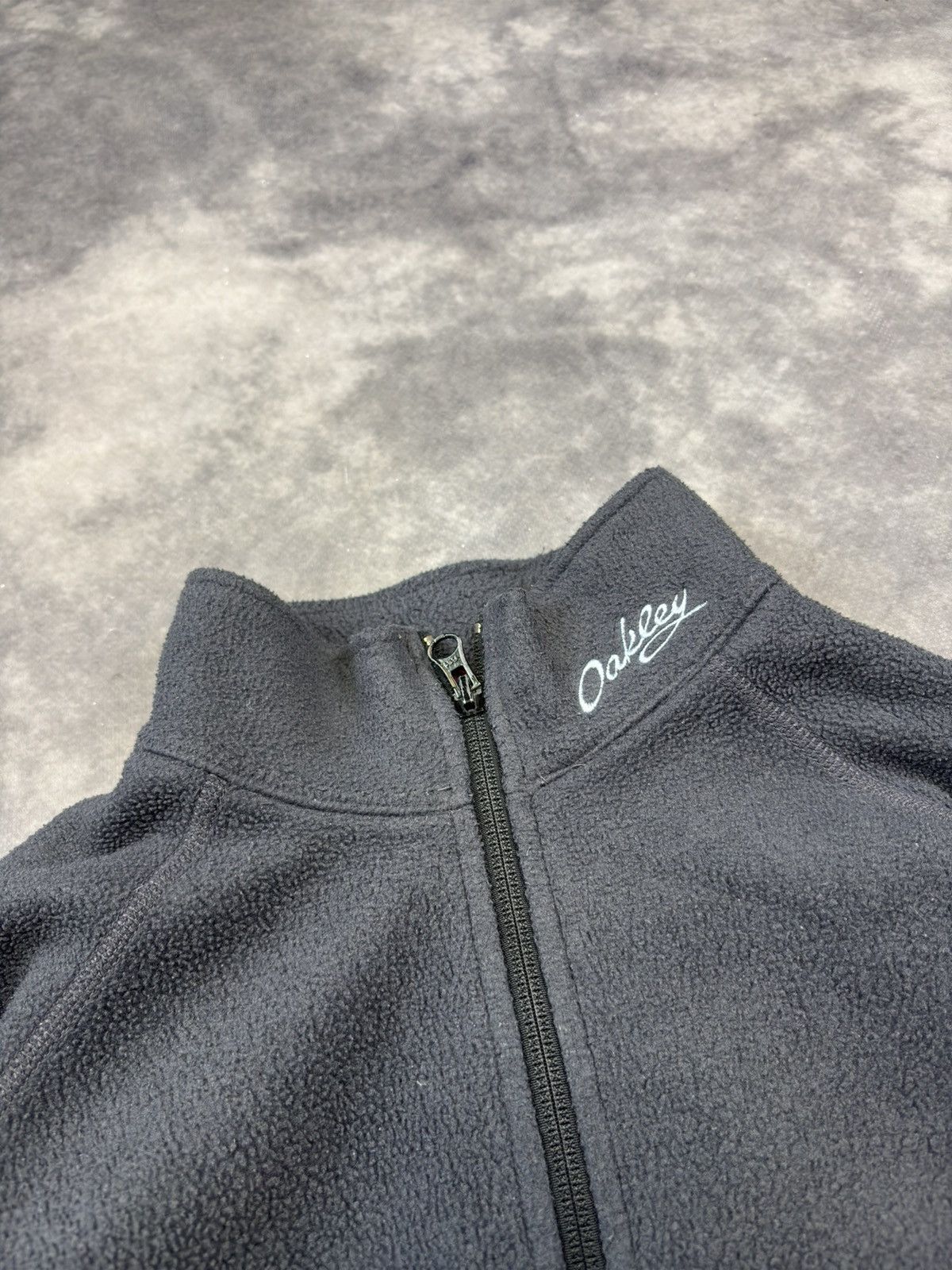 Oakley × Vintage Oakley Vintage Y2K Fleece Sweatshirt cropped Streetwear Size US M / EU 48-50 / 2 - 2 Thumbnail