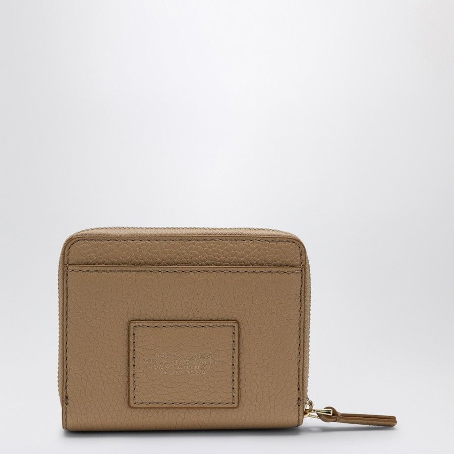 Marc Jacobs o1d2blof0824 Size: OS / Small Compact Leather Wallet Size ONE SIZE - 3 Thumbnail