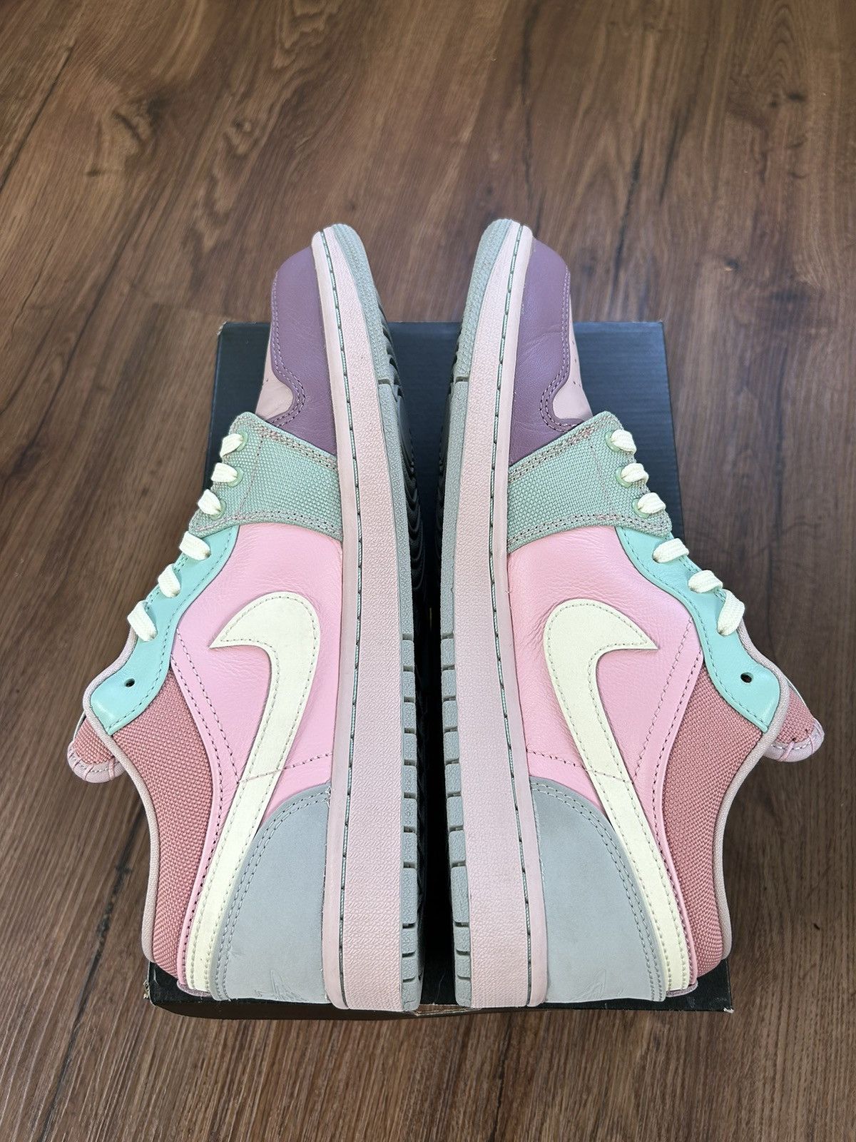 Nike Nike Air Jordan 1 Low SE Easter Pastel Size 10.5 DJ5196-615 Size US 10.5 / EU 43-44 - 4 Thumbnail