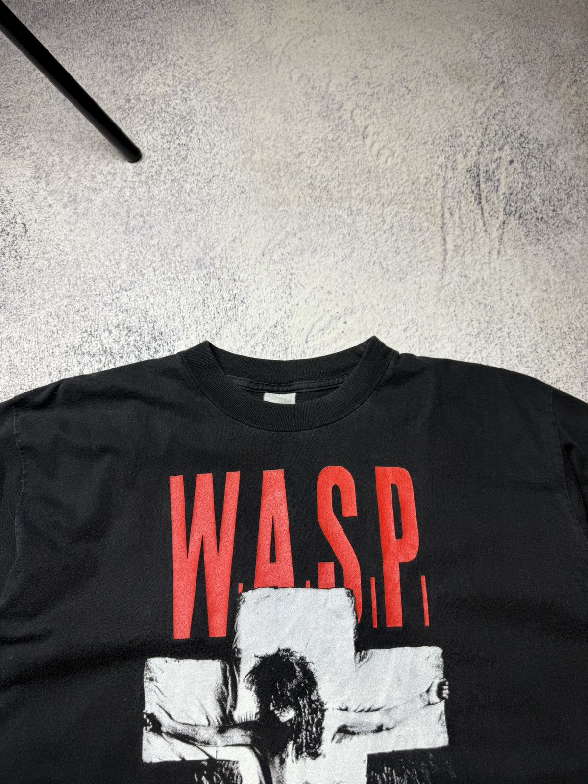 Vintage Vintage WASP The Crimson Idol 1992 t shirt Size US L / EU 52-54 / 3 - 8 Thumbnail