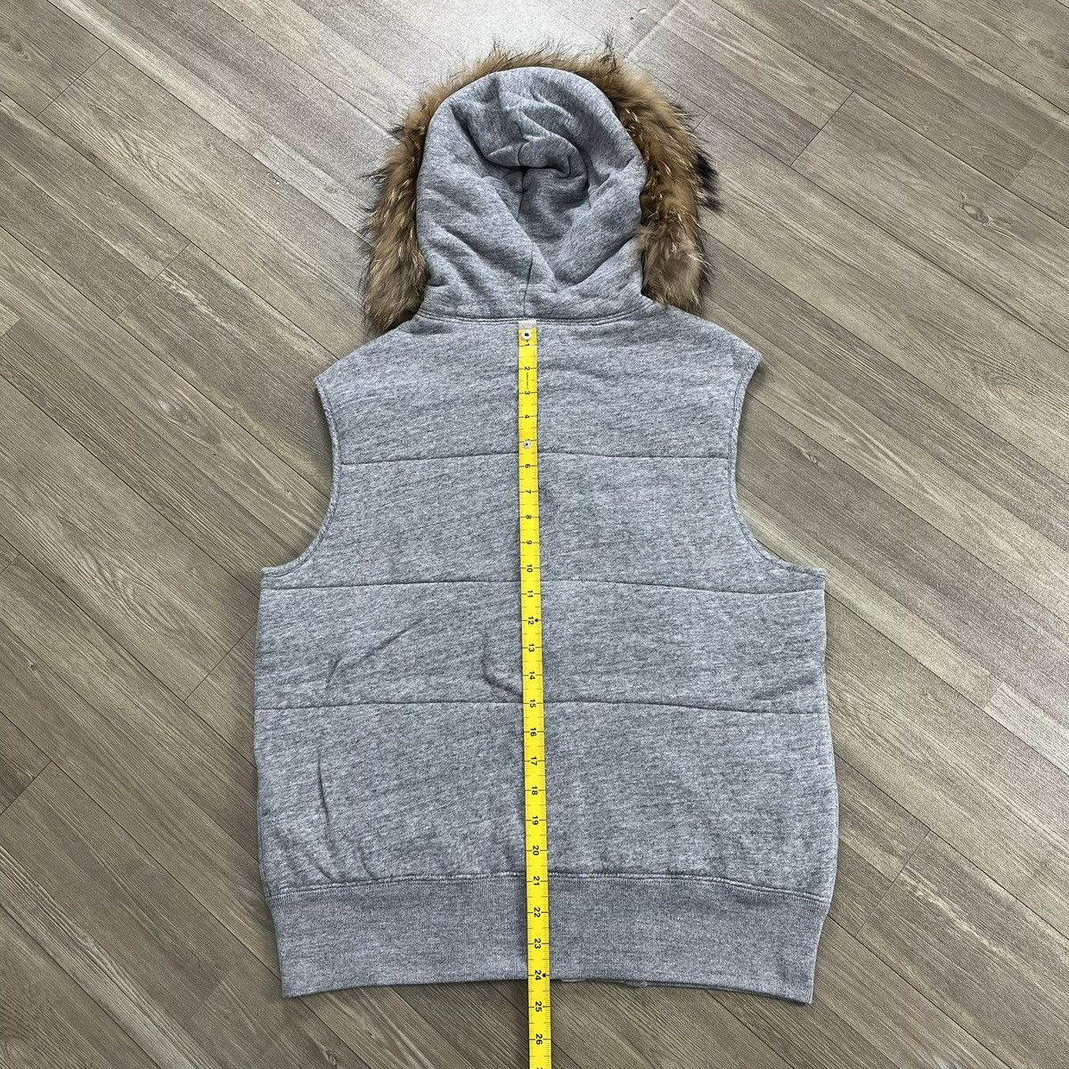 Polo Ralph Lauren 2000s Polo Ralph Lauren Grey Down Jacket Fur Vest Winter Size US M / EU 48-50 / 2 - 18 Thumbnail